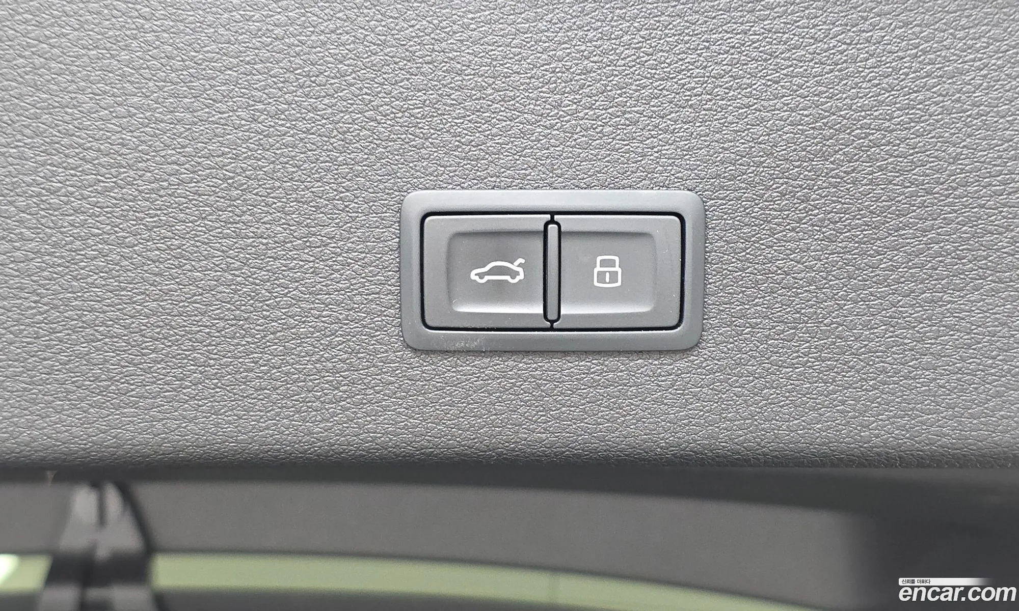 Audi e-tron 2021 WAUZZZGE7MB041753 — 10