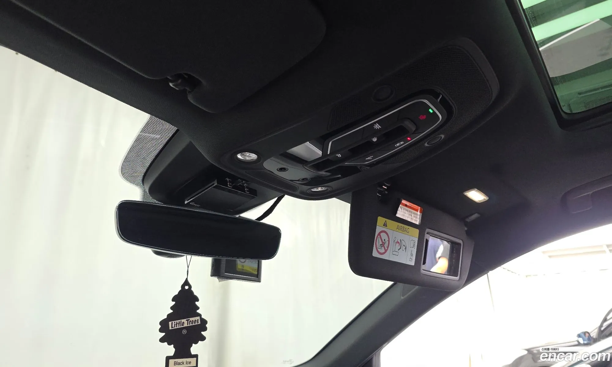 Audi e-tron 2021 WAUZZZGE7MB041753 — 11