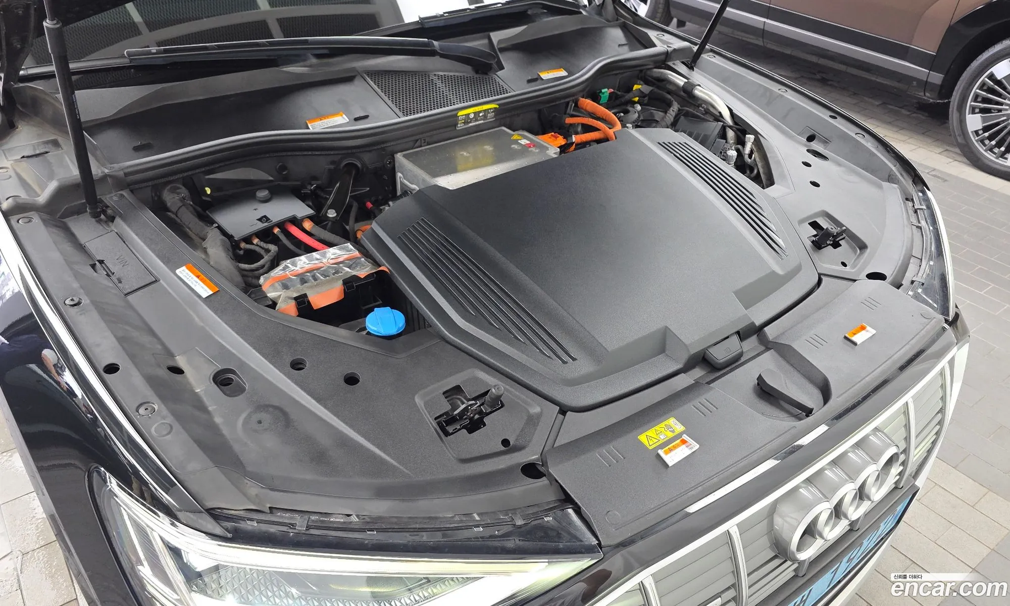 Audi e-tron 2021 WAUZZZGE7MB041753 — 27