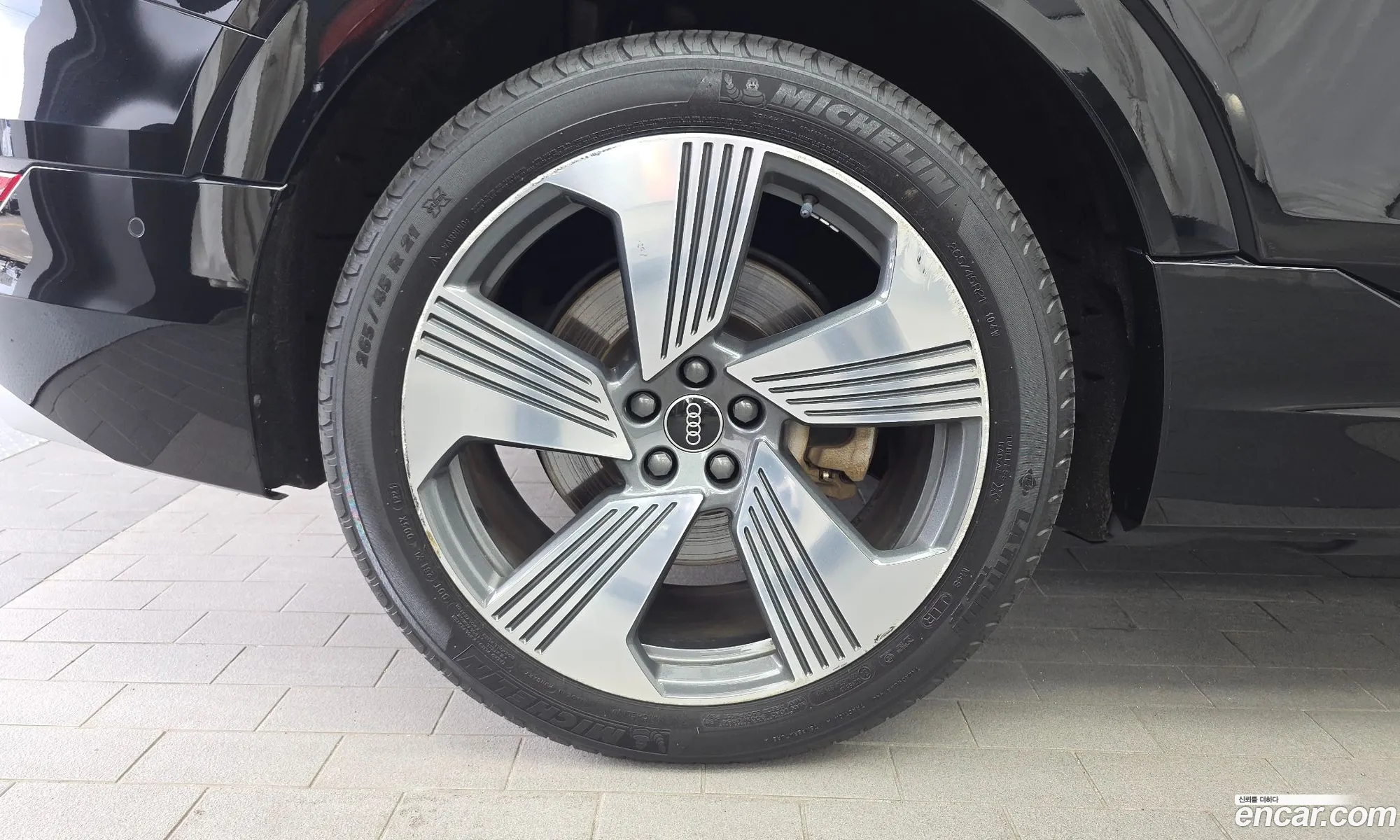 Audi e-tron 2021 WAUZZZGE7MB041753 — 5