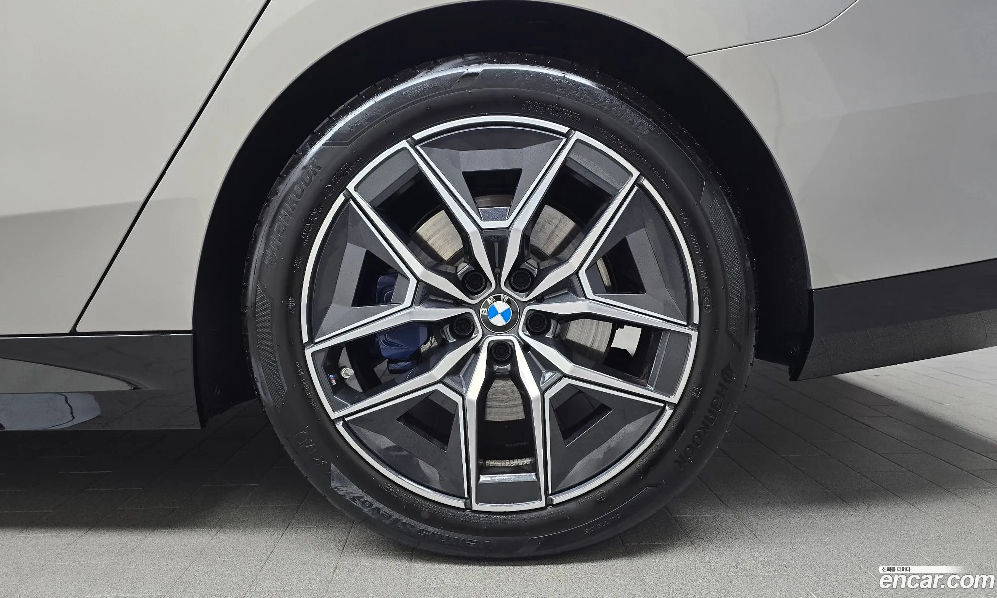 BMW 5 Series 2026 — 23