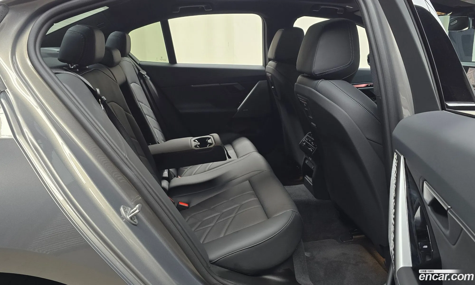 BMW 5 Series 2026 — 8