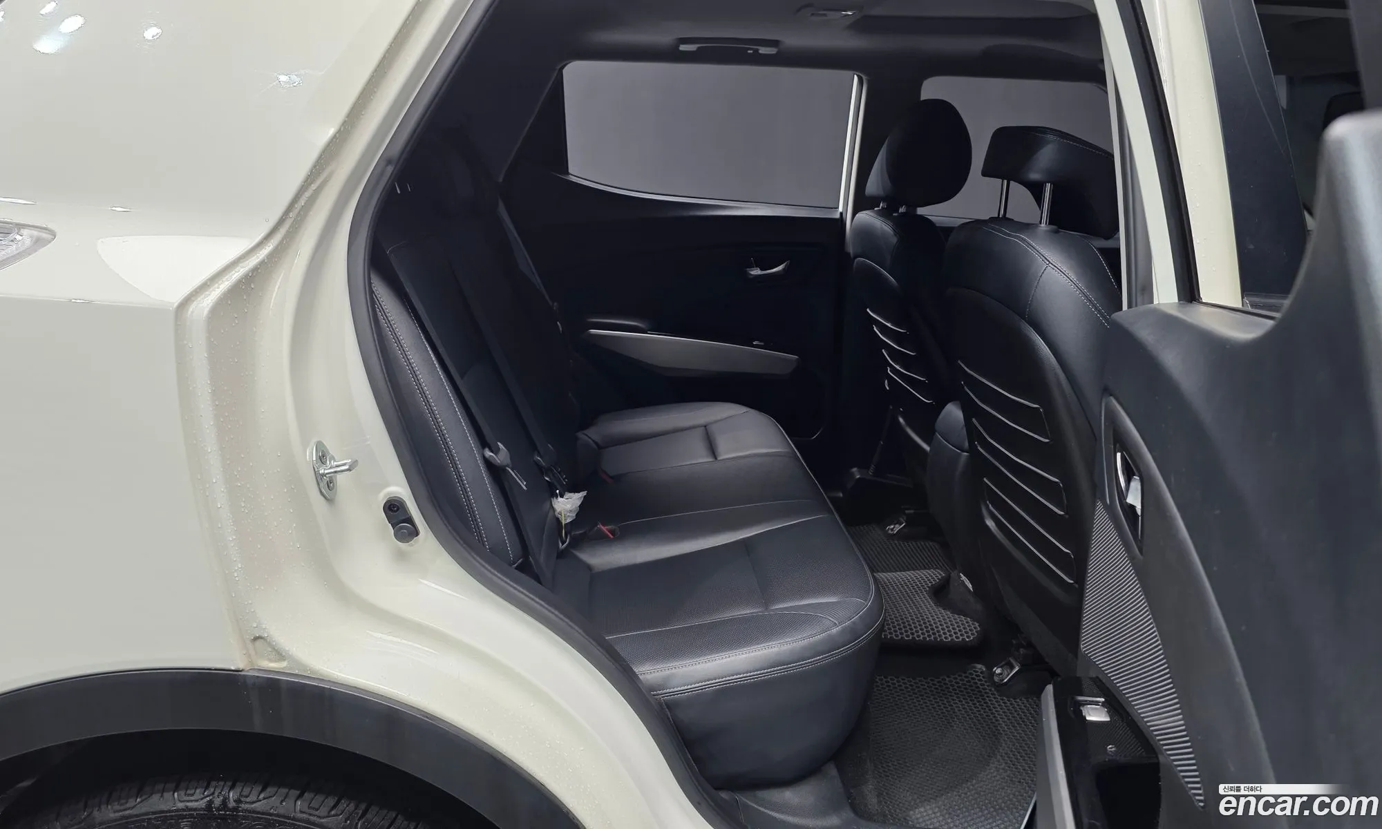KG Mobility (SsangYong) Tivoli 2016 — 11