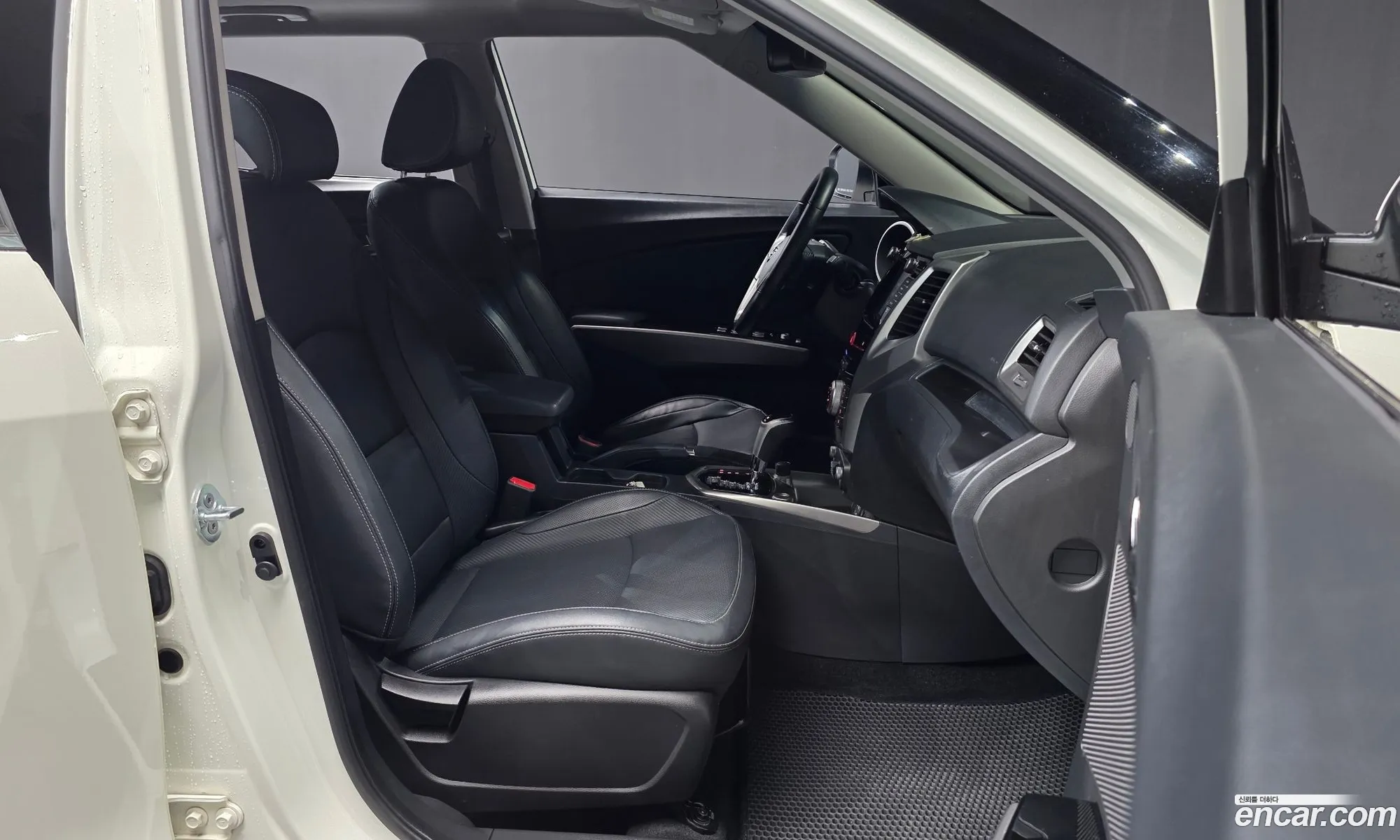 KG Mobility (SsangYong) Tivoli 2016 — 26