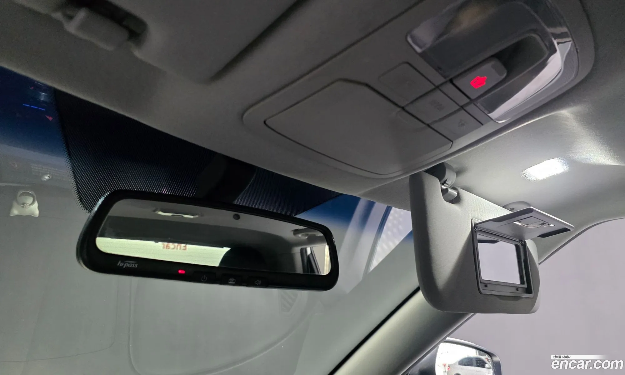 KG Mobility (SsangYong) Tivoli 2016 — 2