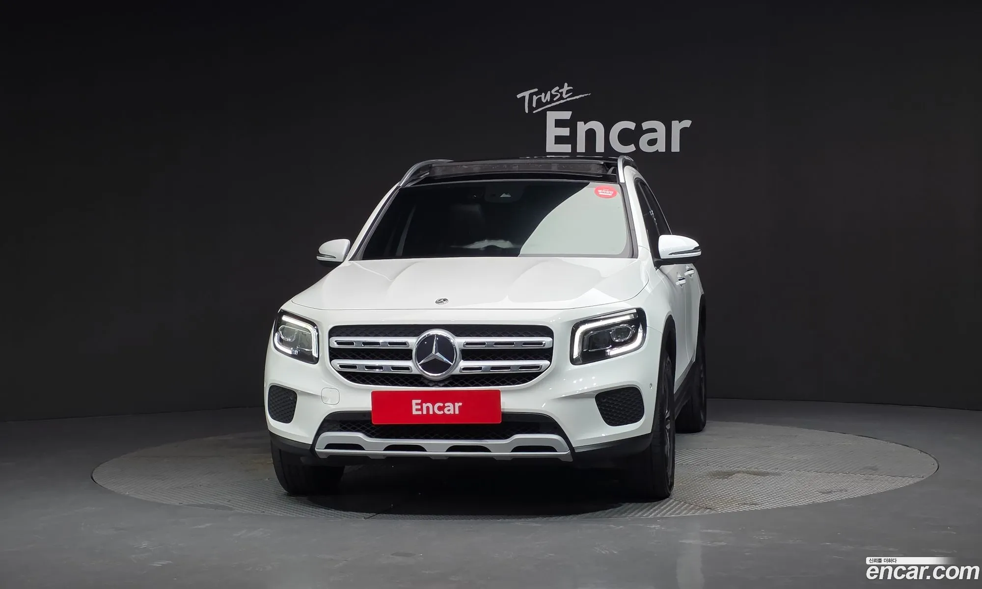 Mercedes-Benz GLB-Class X247 2021 — 10