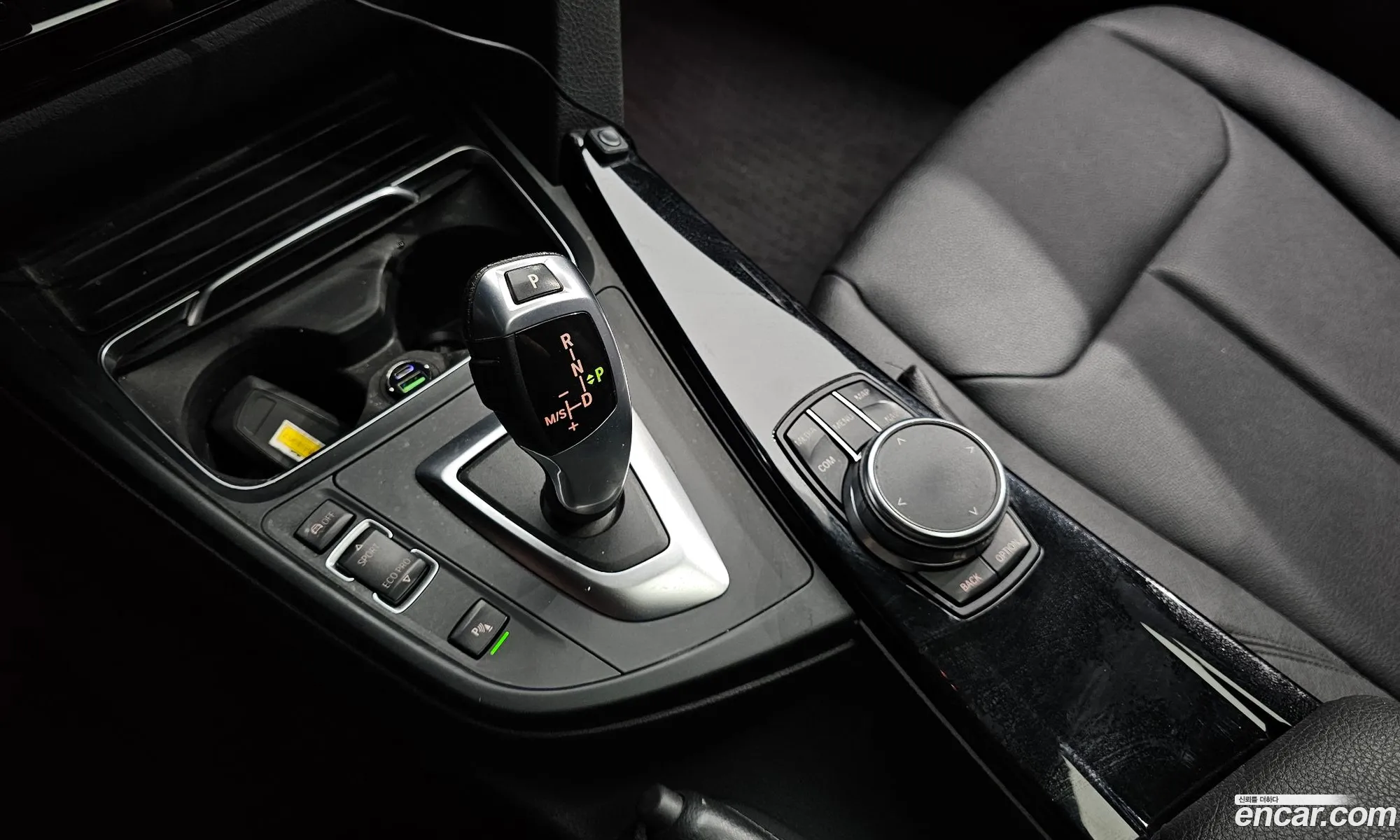 BMW 3 Series 2017 — 16