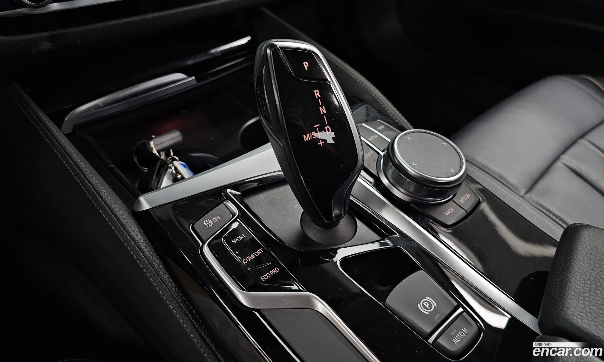 BMW 5 Series 2018 WBAJC3106JD031871 — 12