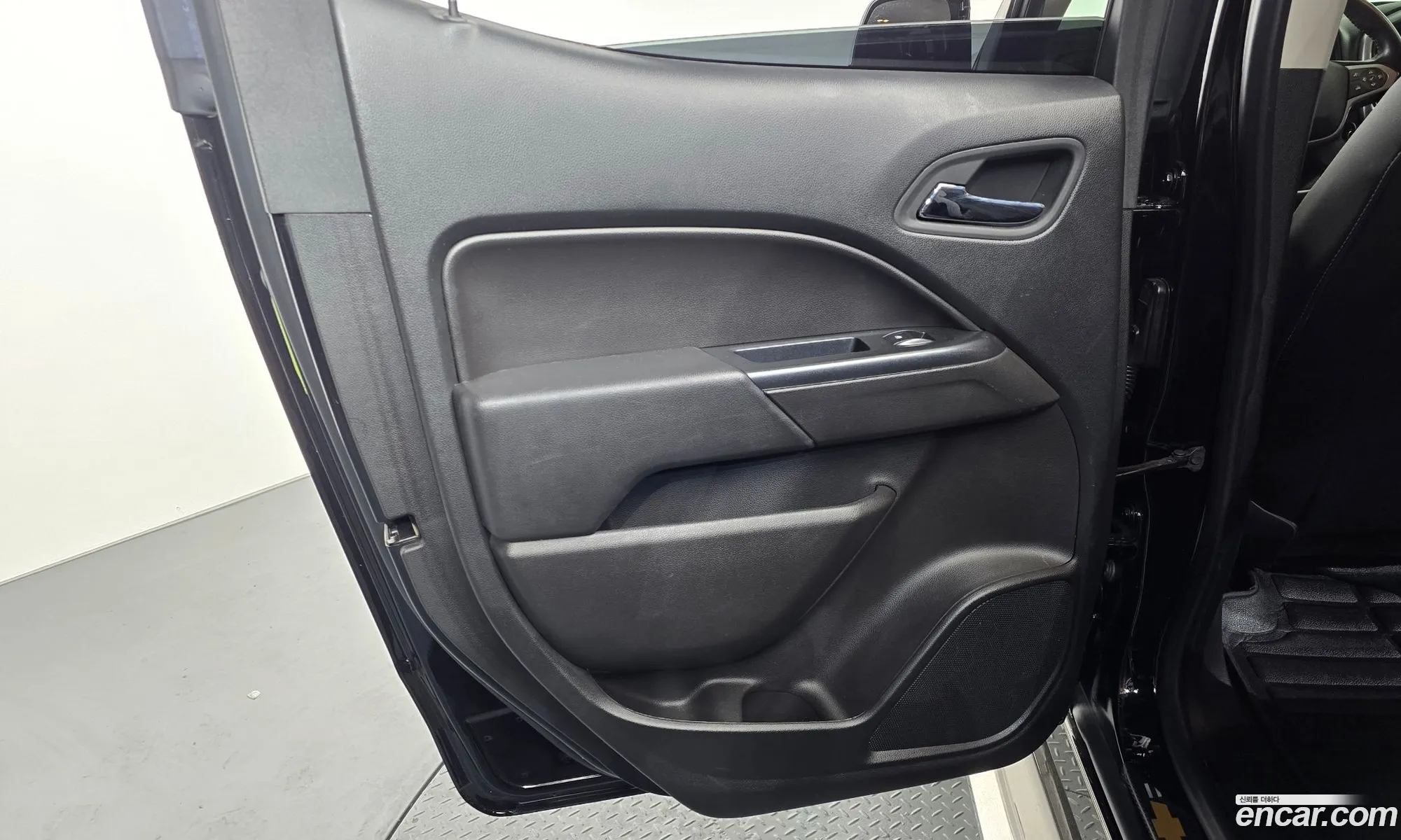 Chevrolet (GM Daewoo) Real New Colorado 2021 — 13