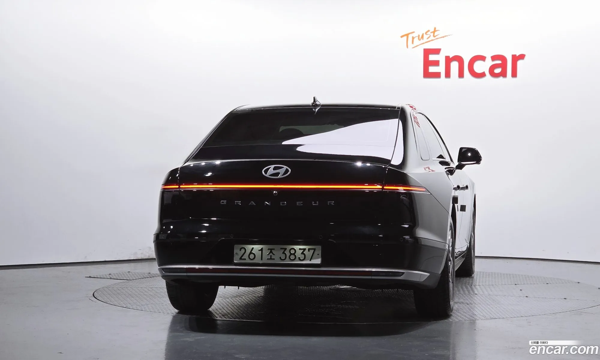 Hyundai Grandeur 2023 — 5