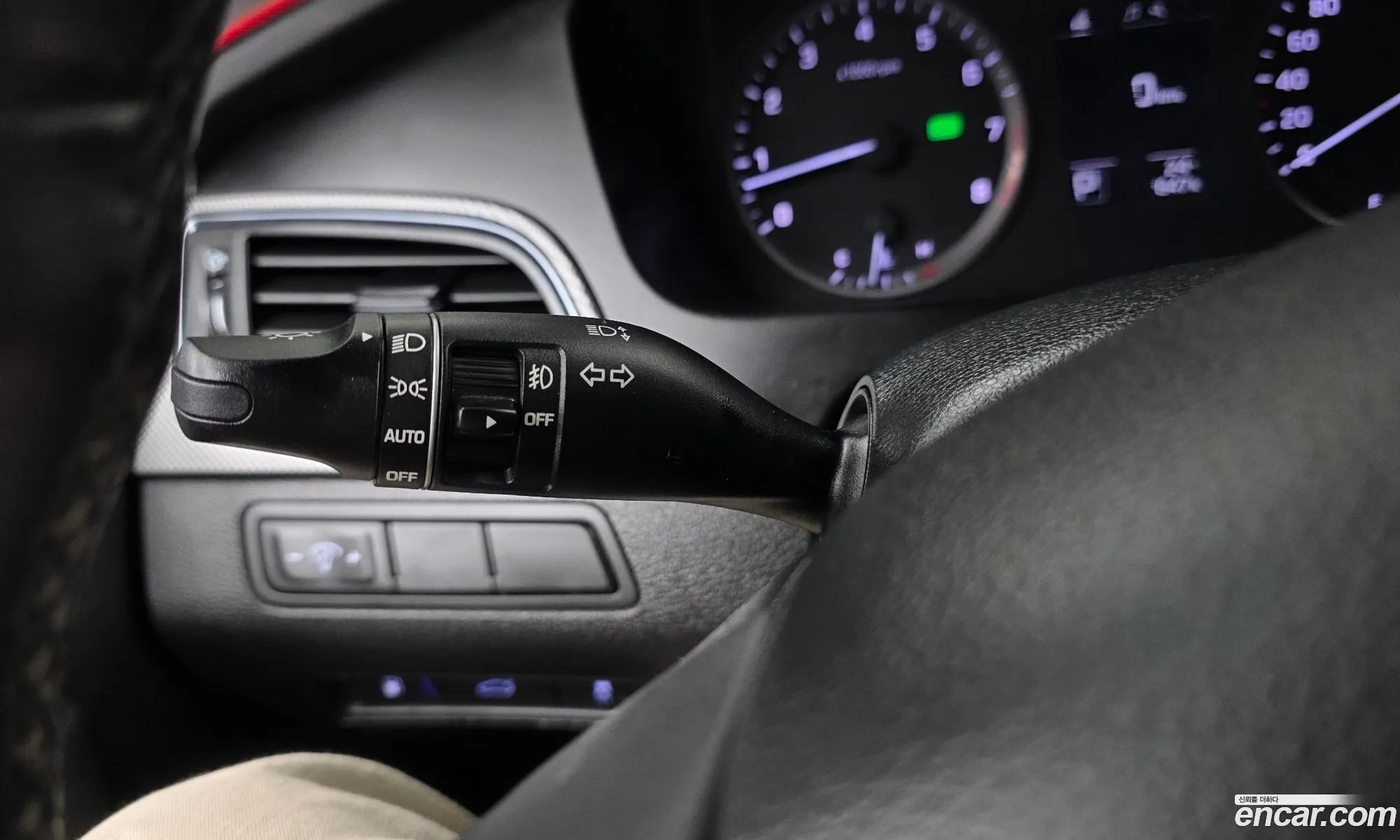 Hyundai LF Sonata 2014 — 19