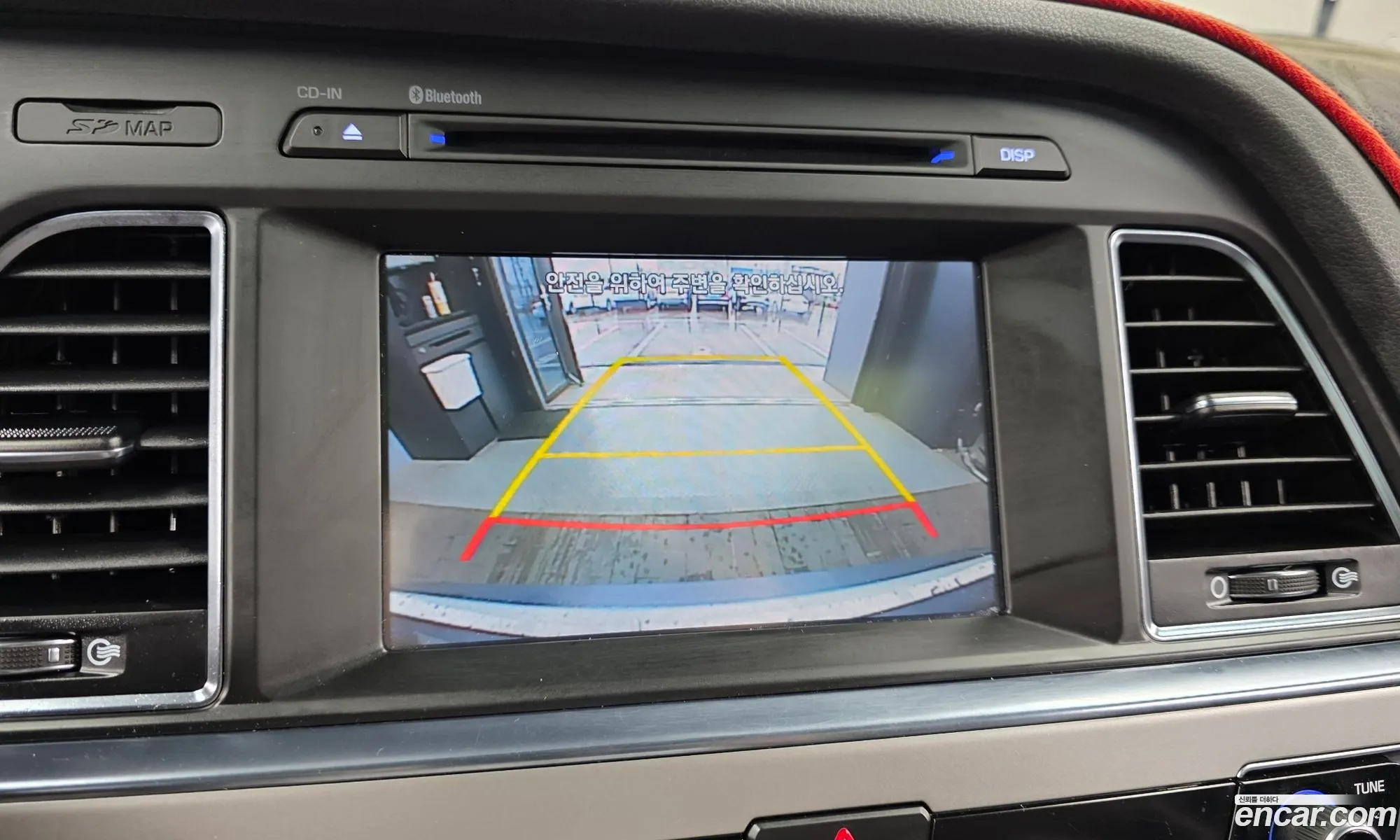 Hyundai LF Sonata 2014 — 13