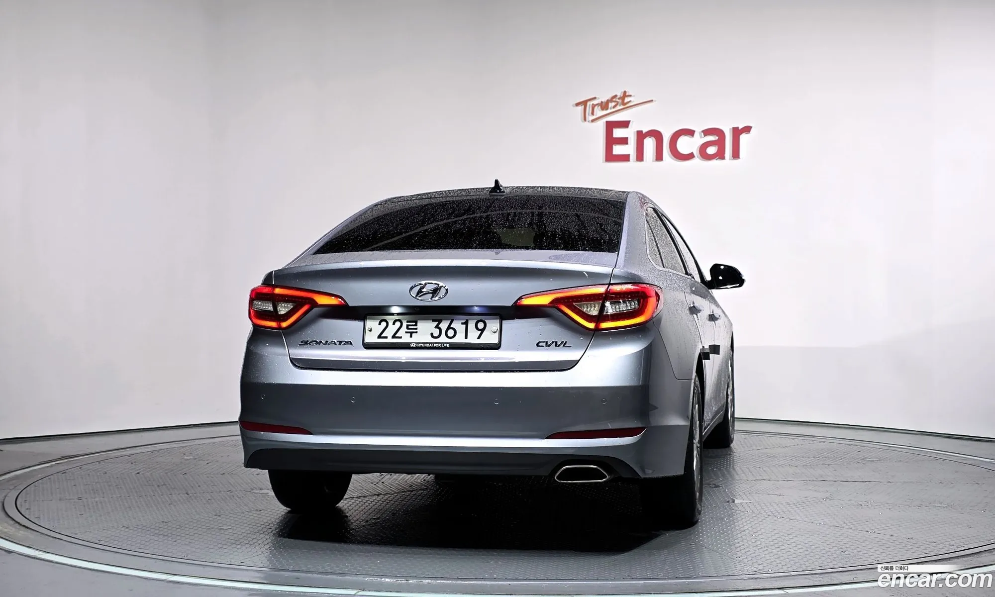 Hyundai LF Sonata 2014 — 22