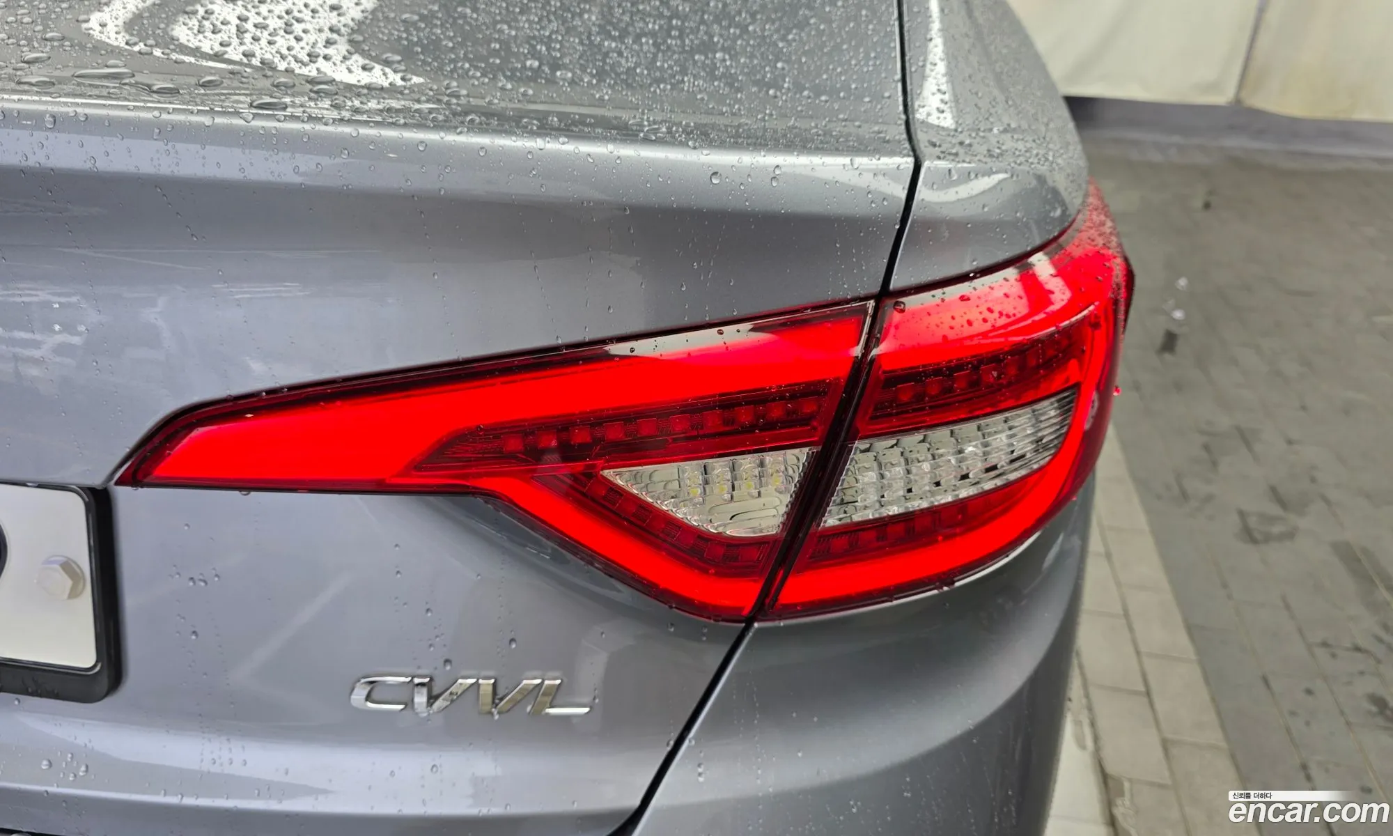 Hyundai LF Sonata 2014 — 28