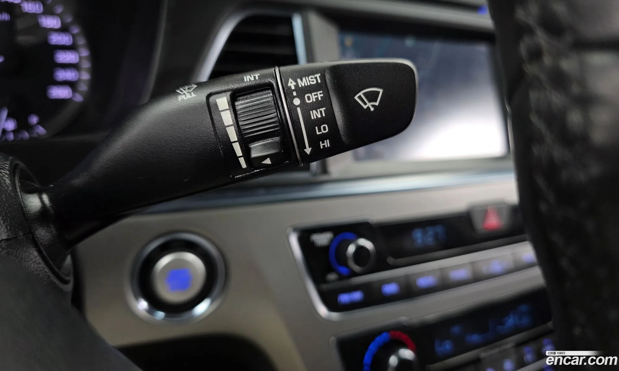 Hyundai LF Sonata 2014 — 12