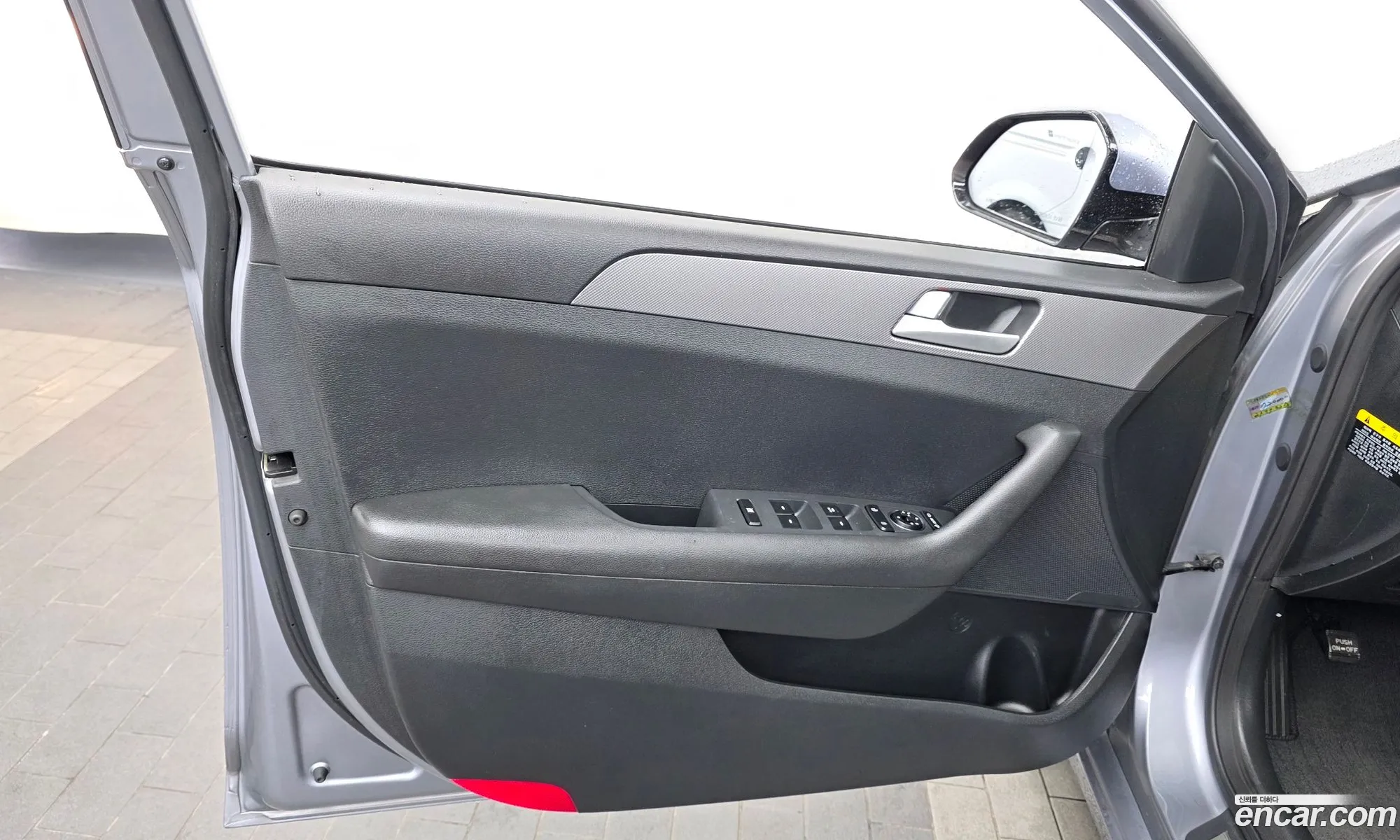 Hyundai LF Sonata 2014 — 24