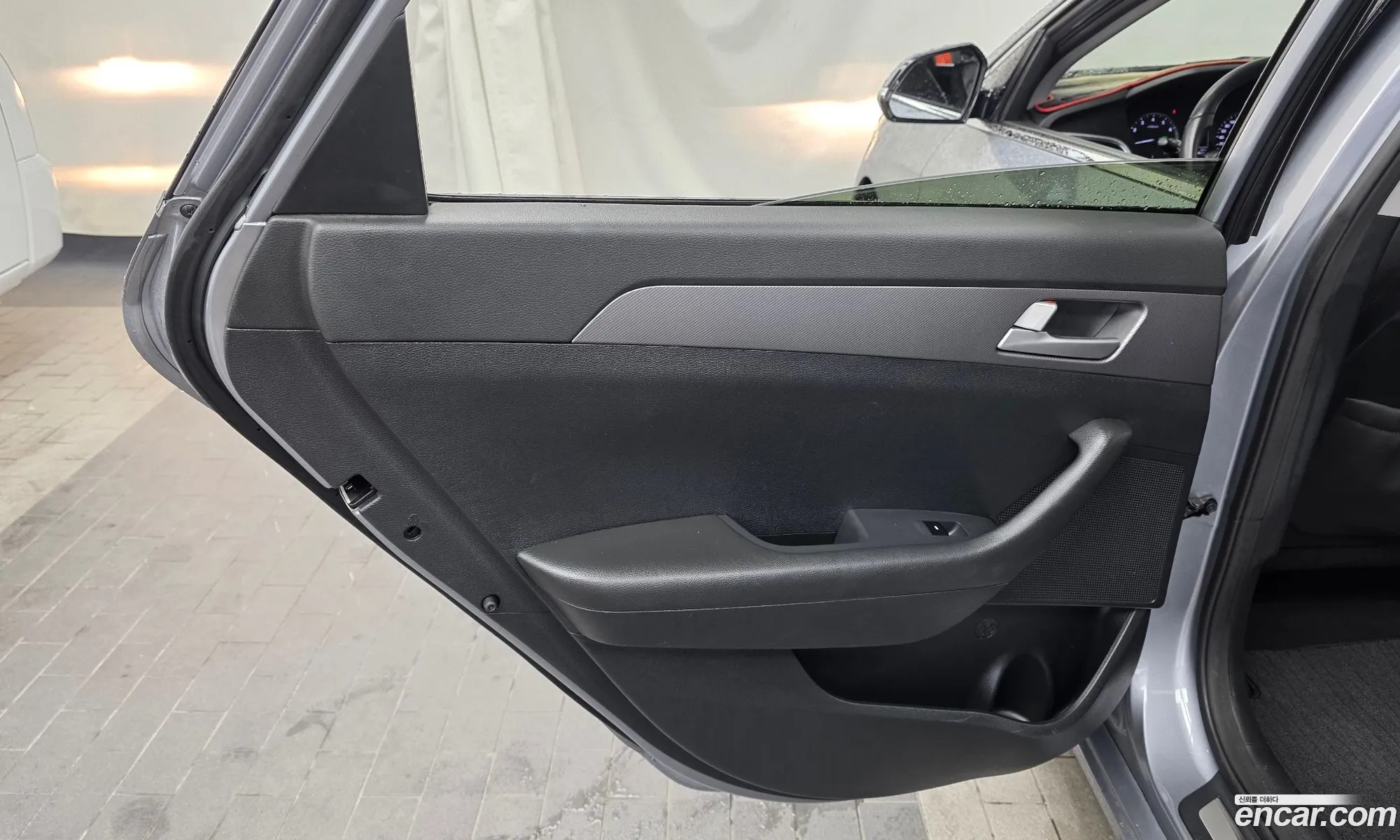 Hyundai LF Sonata 2014 — 11