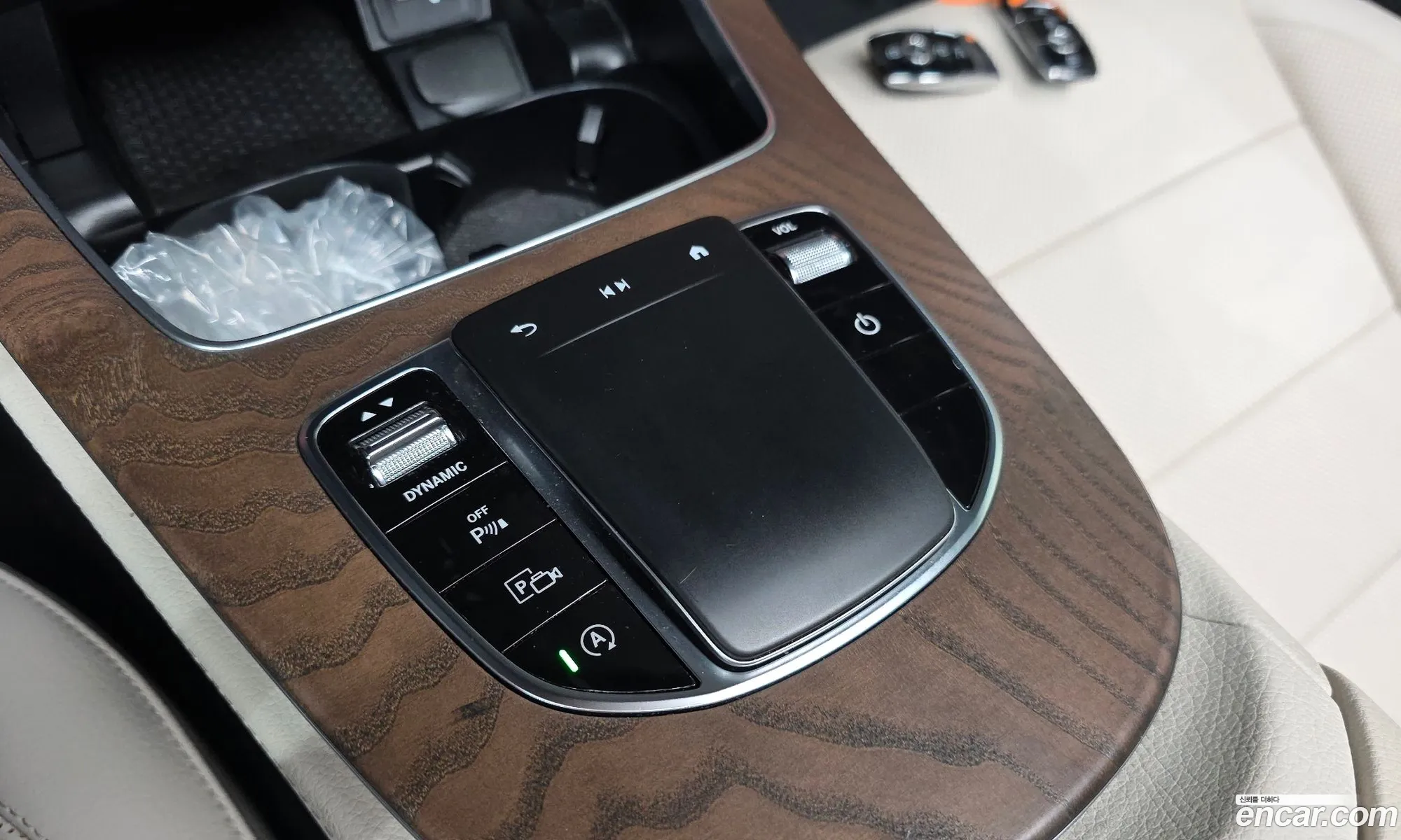 Mercedes-Benz E-Class W213 2022 — 21