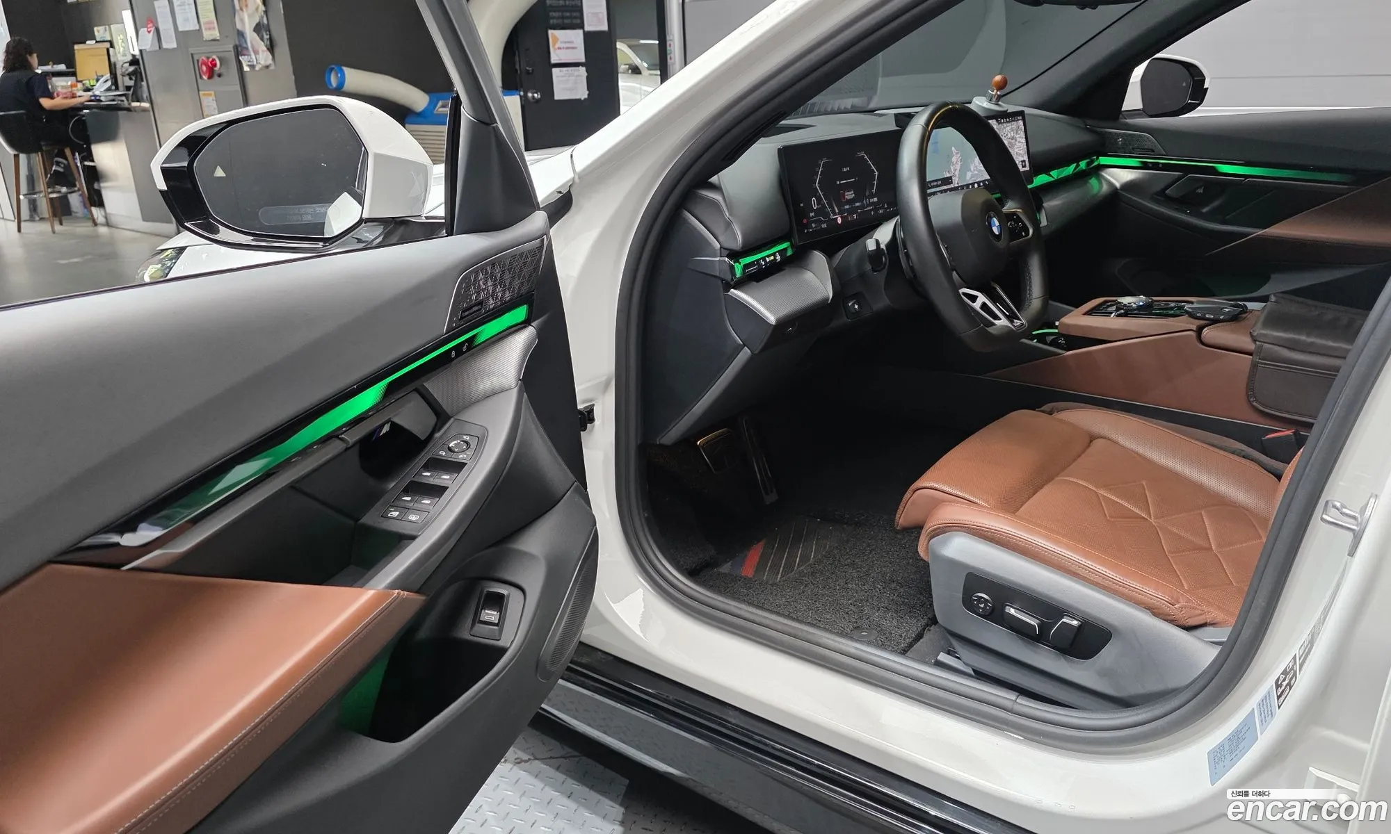 BMW 5 Series 2024 — 19