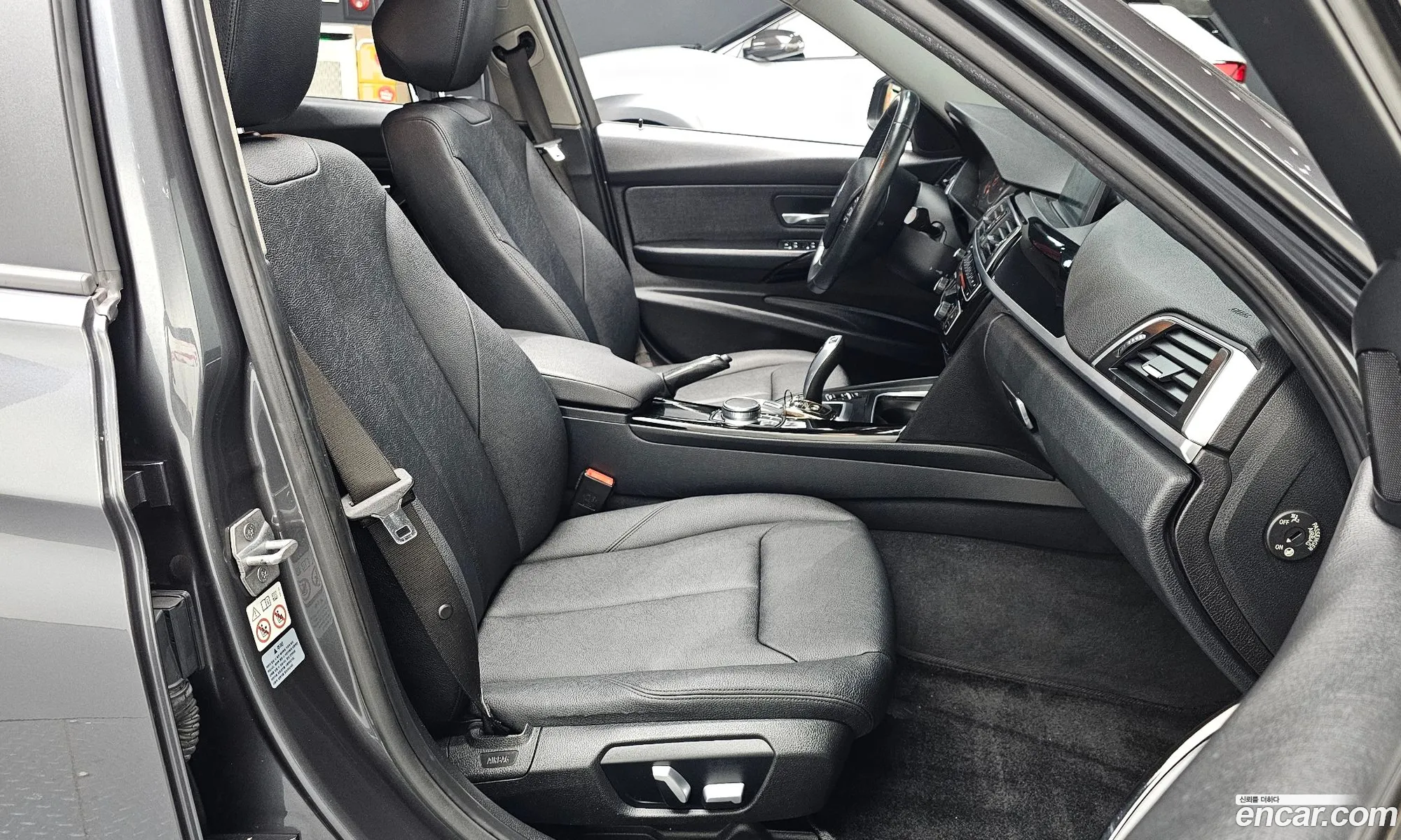 BMW 3 Series 2017 WBA8C5109HA073134 — 6