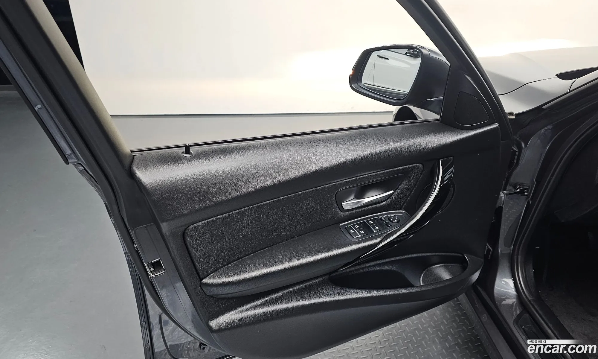 BMW 3 Series 2017 WBA8C5109HA073134 — 19