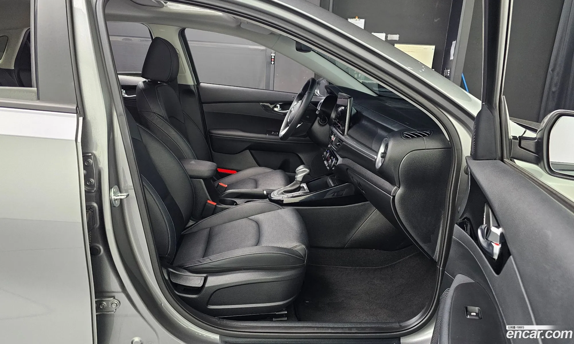 Kia K3 2024 — 19