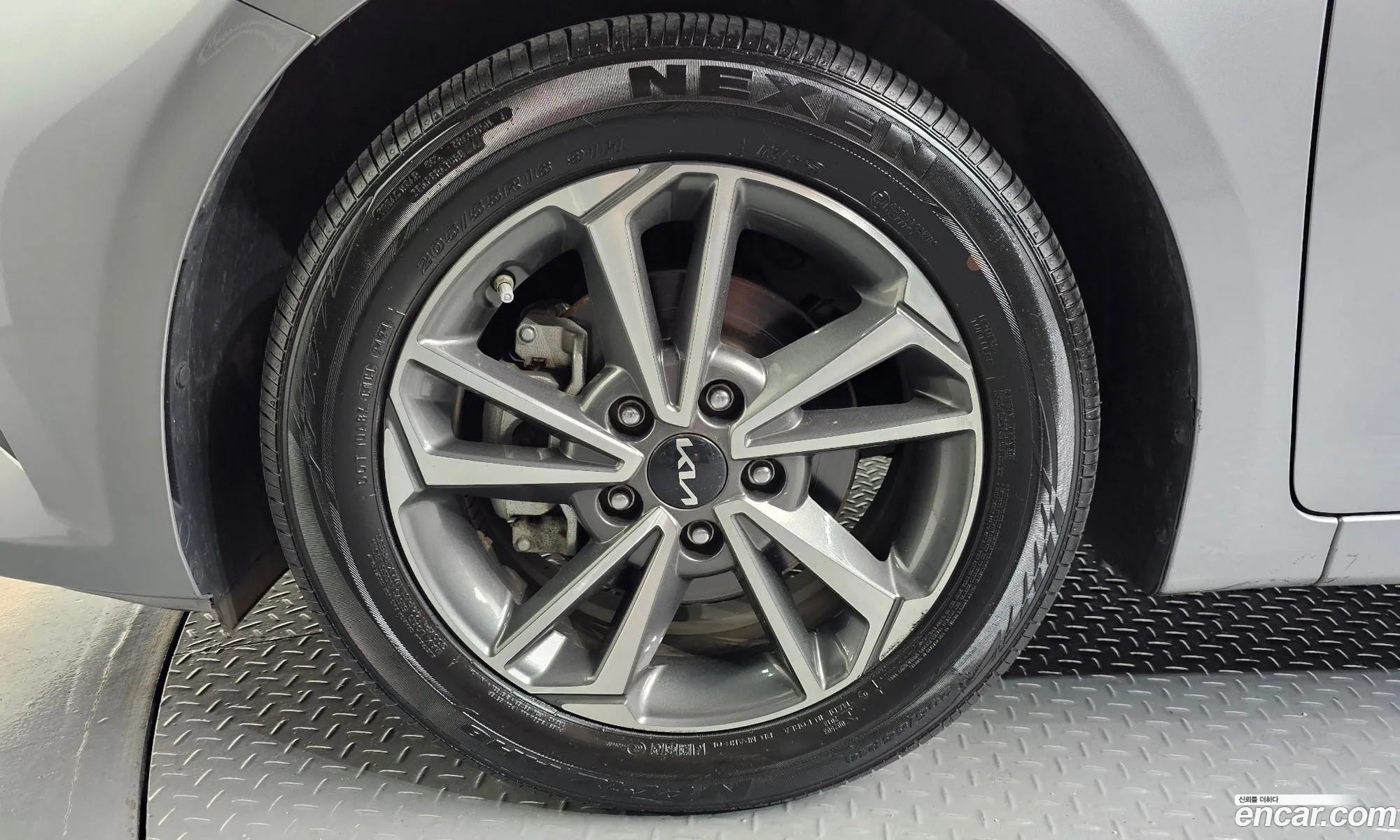 Kia K3 2024 — 14