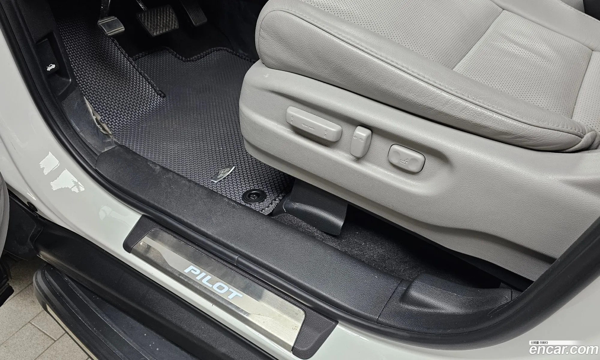 Honda Pilot 2021 5FNYF6800MB200064 — 2