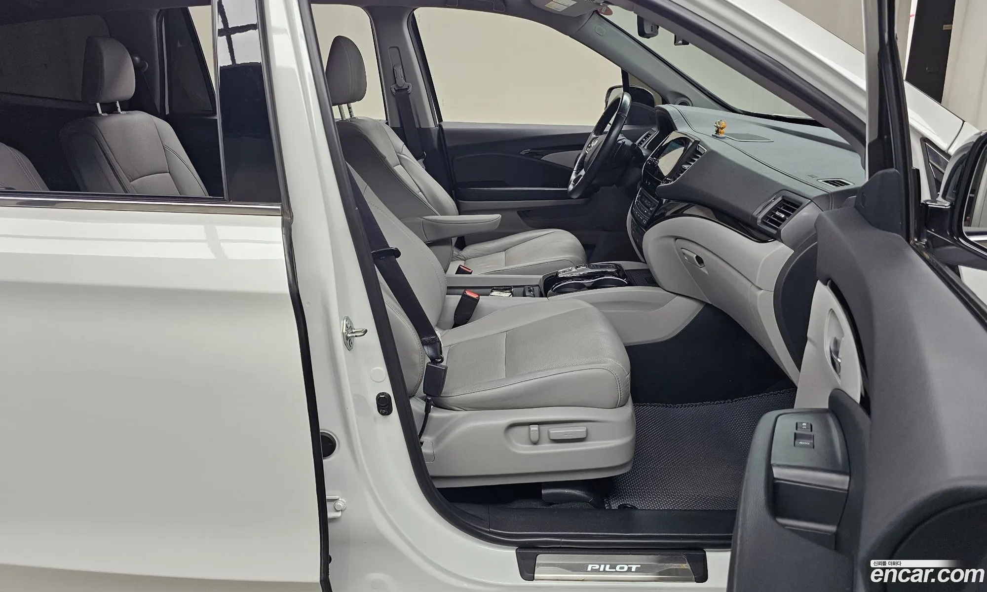 Honda Pilot 2021 5FNYF6800MB200064 — 12