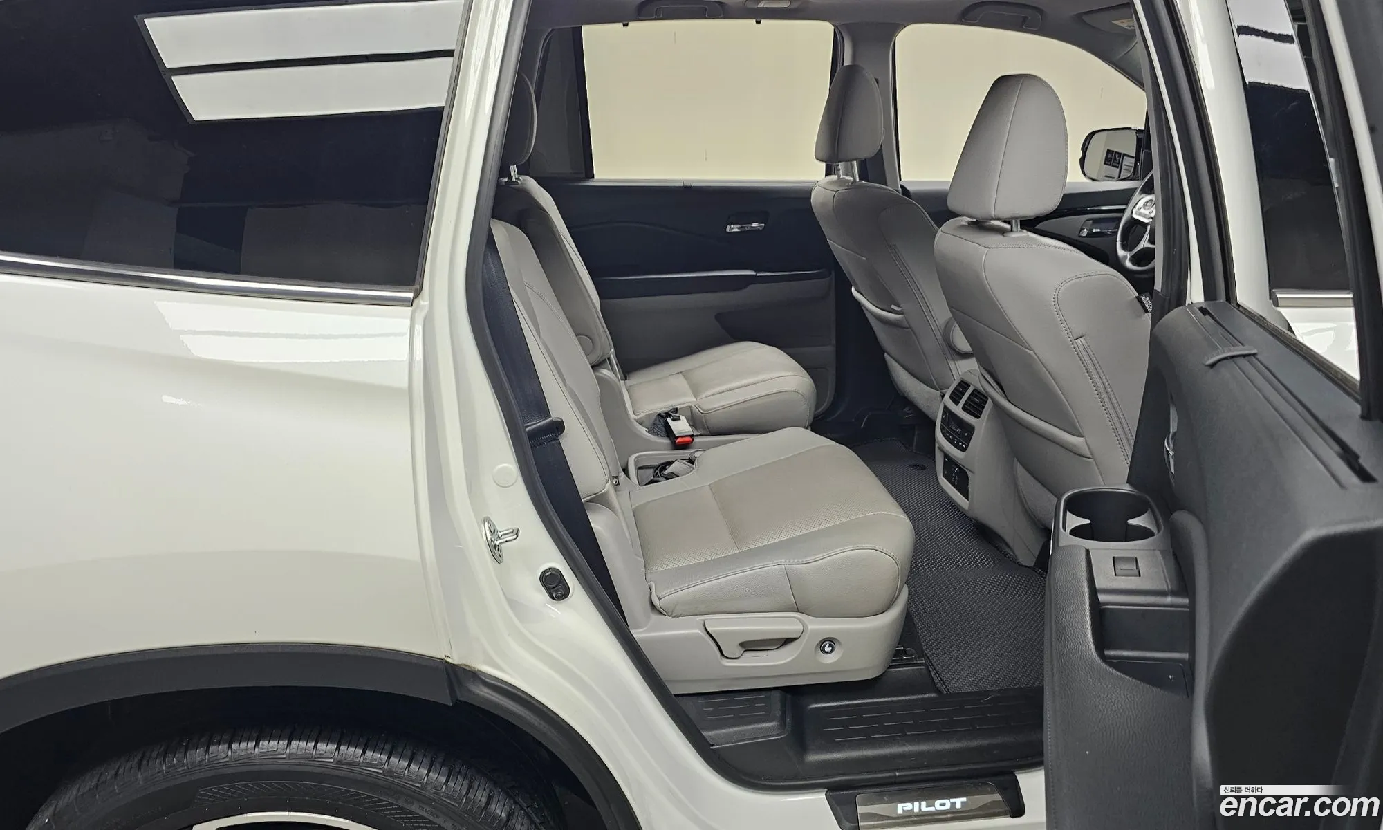 Honda Pilot 2021 5FNYF6800MB200064 — 30