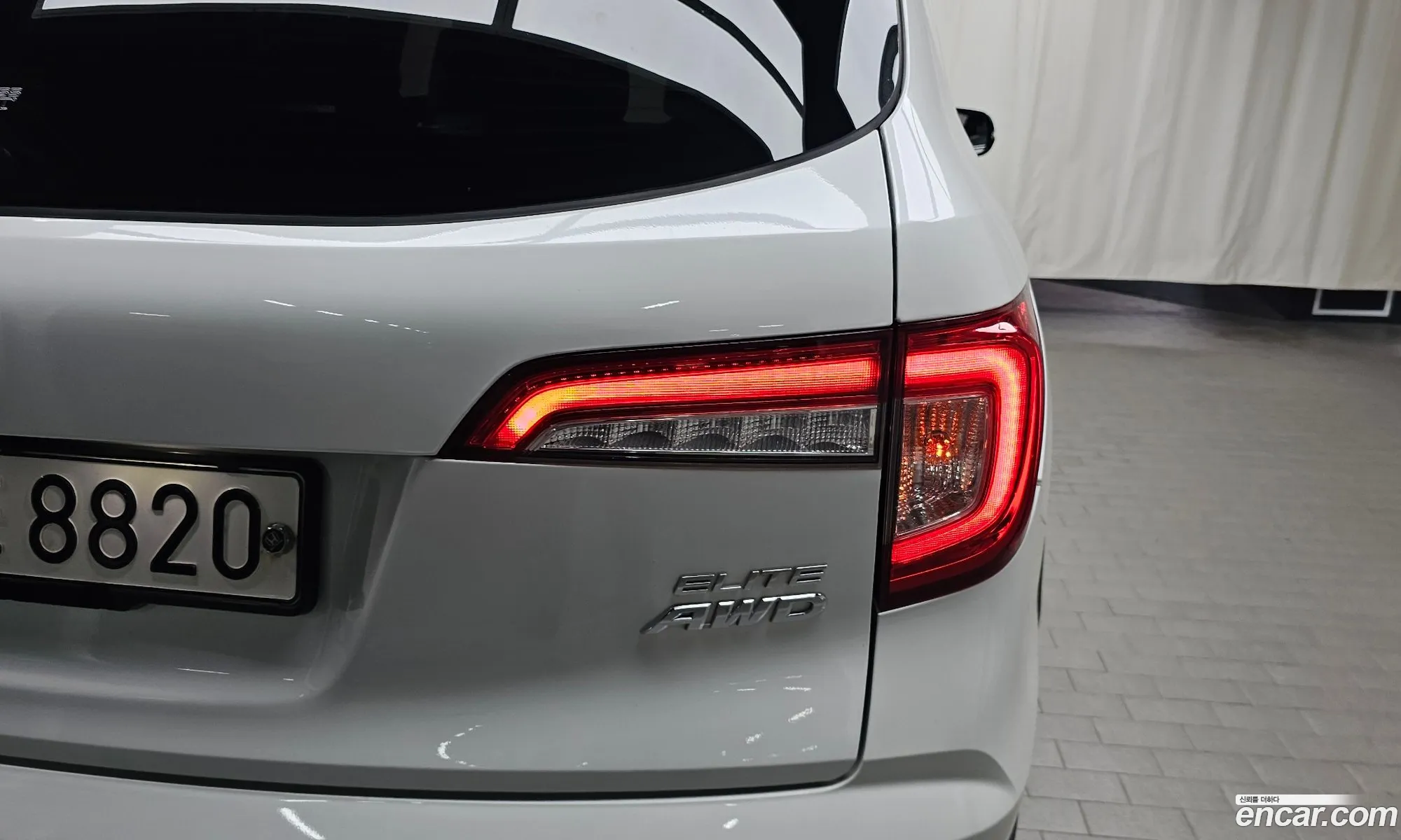 Honda Pilot 2021 5FNYF6800MB200064 — 3