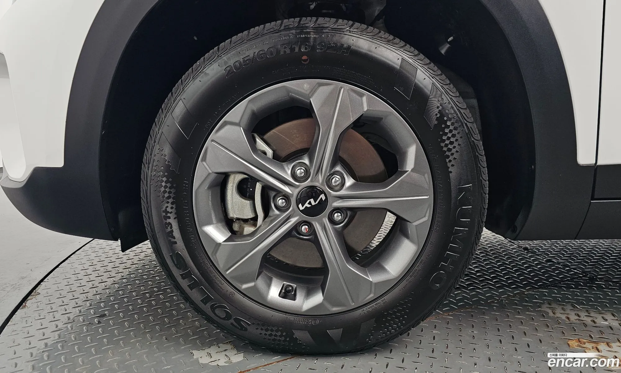 Kia Seltos 2025 — 32