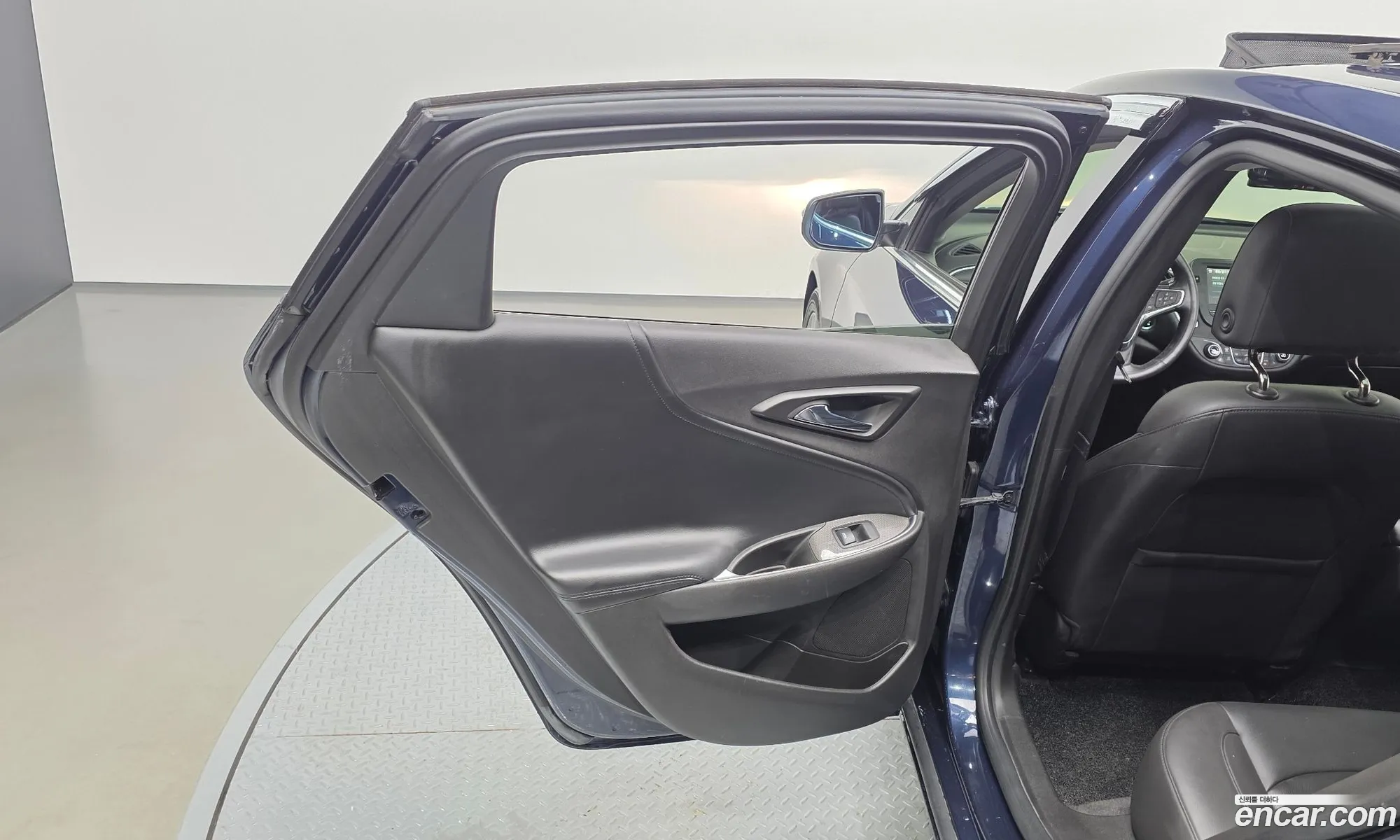 Chevrolet (GM Daewoo) Malibu 2016 — 27