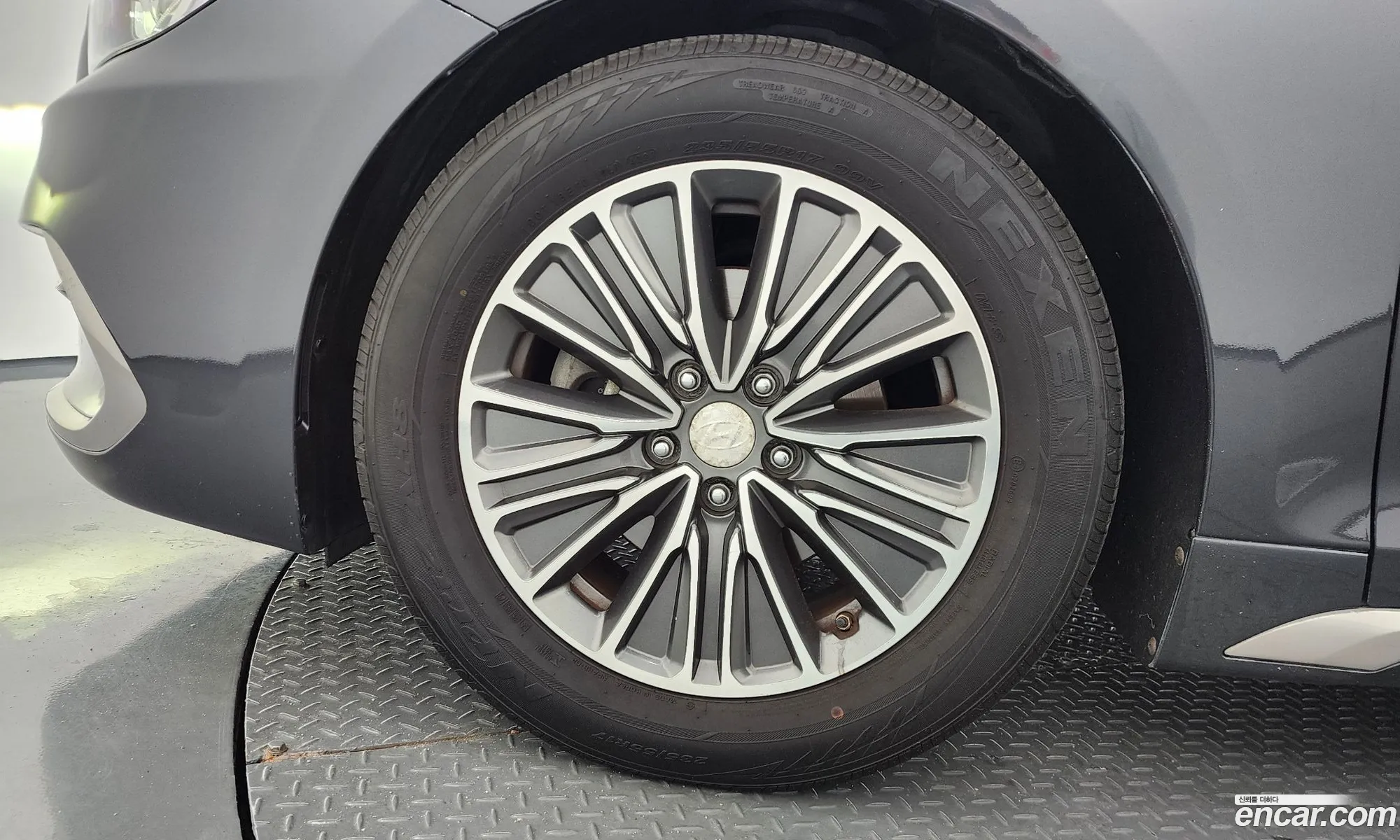 Hyundai Grandeur IG Hybrid 2018 — 15