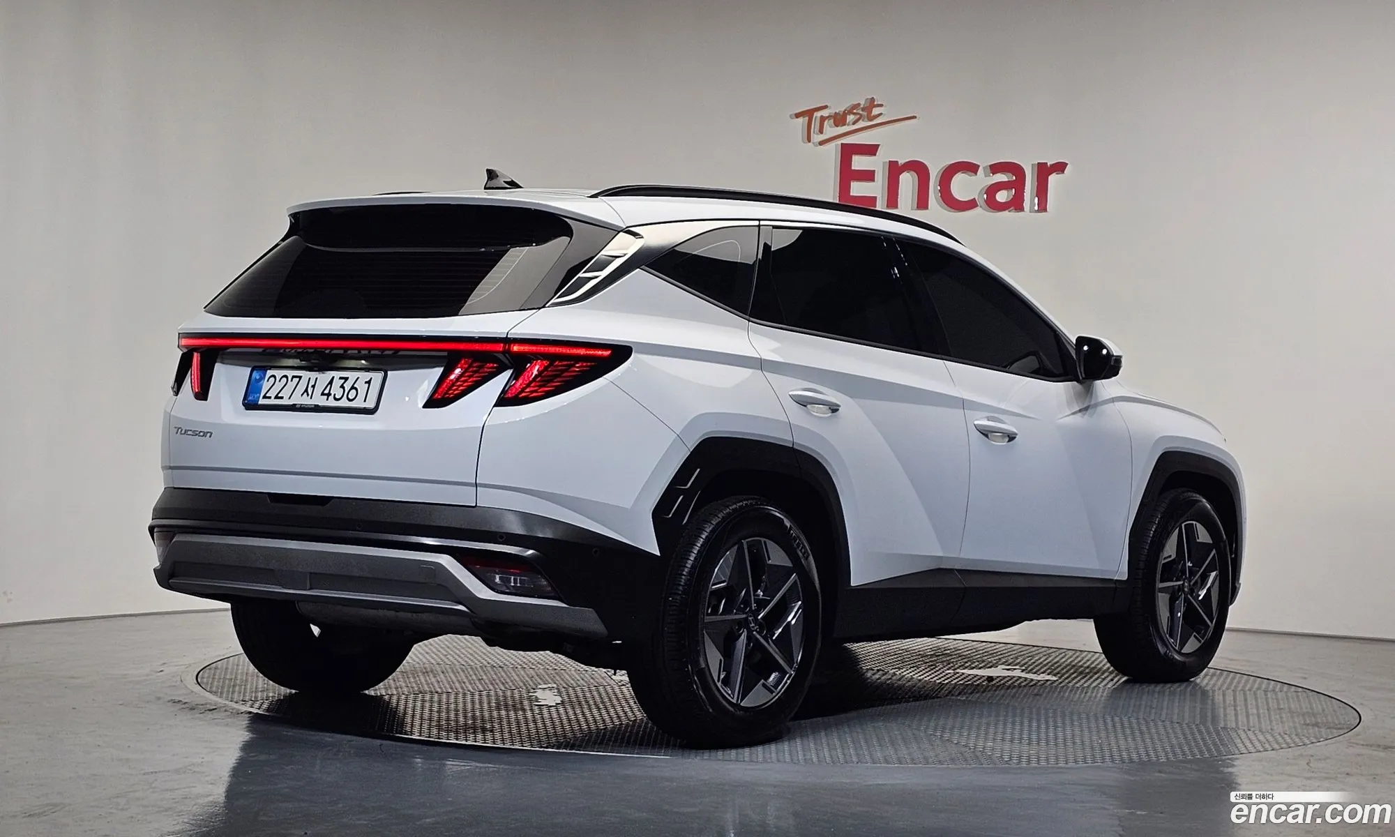 Hyundai Tucson Hybrid 2025 — 19