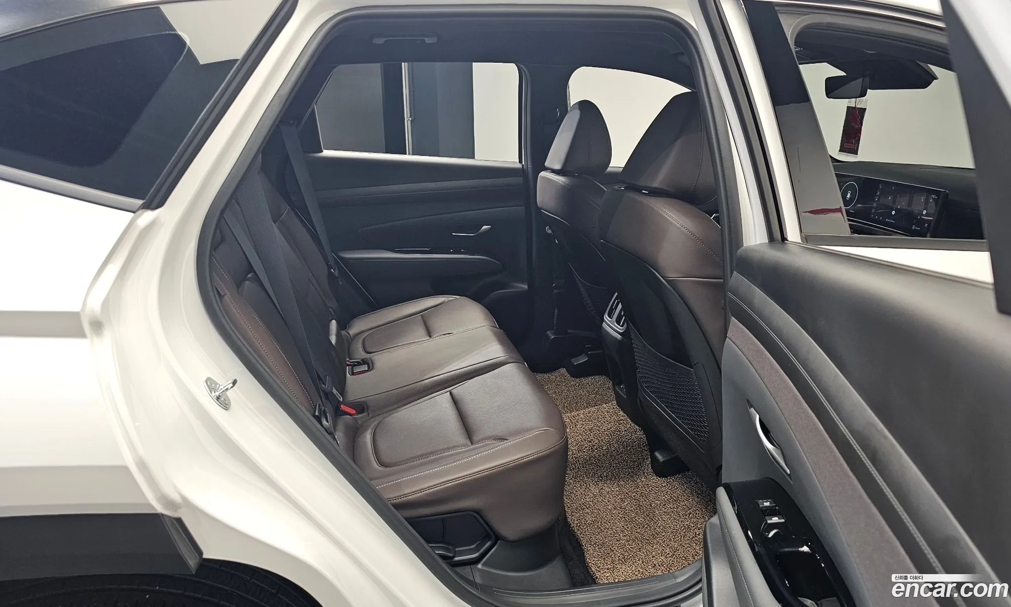 Hyundai Tucson Hybrid 2025 — 21