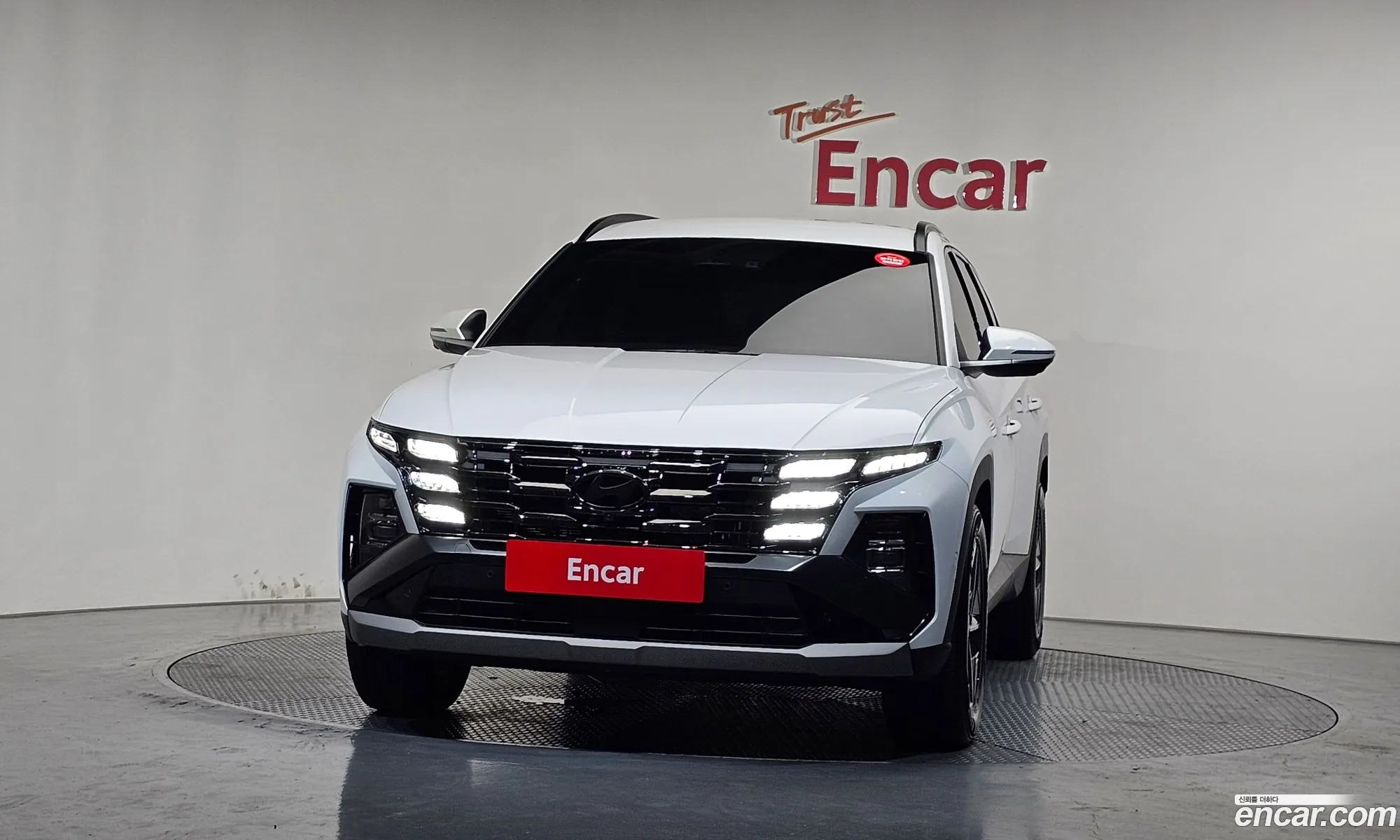 Hyundai Tucson Hybrid 2025 — 17