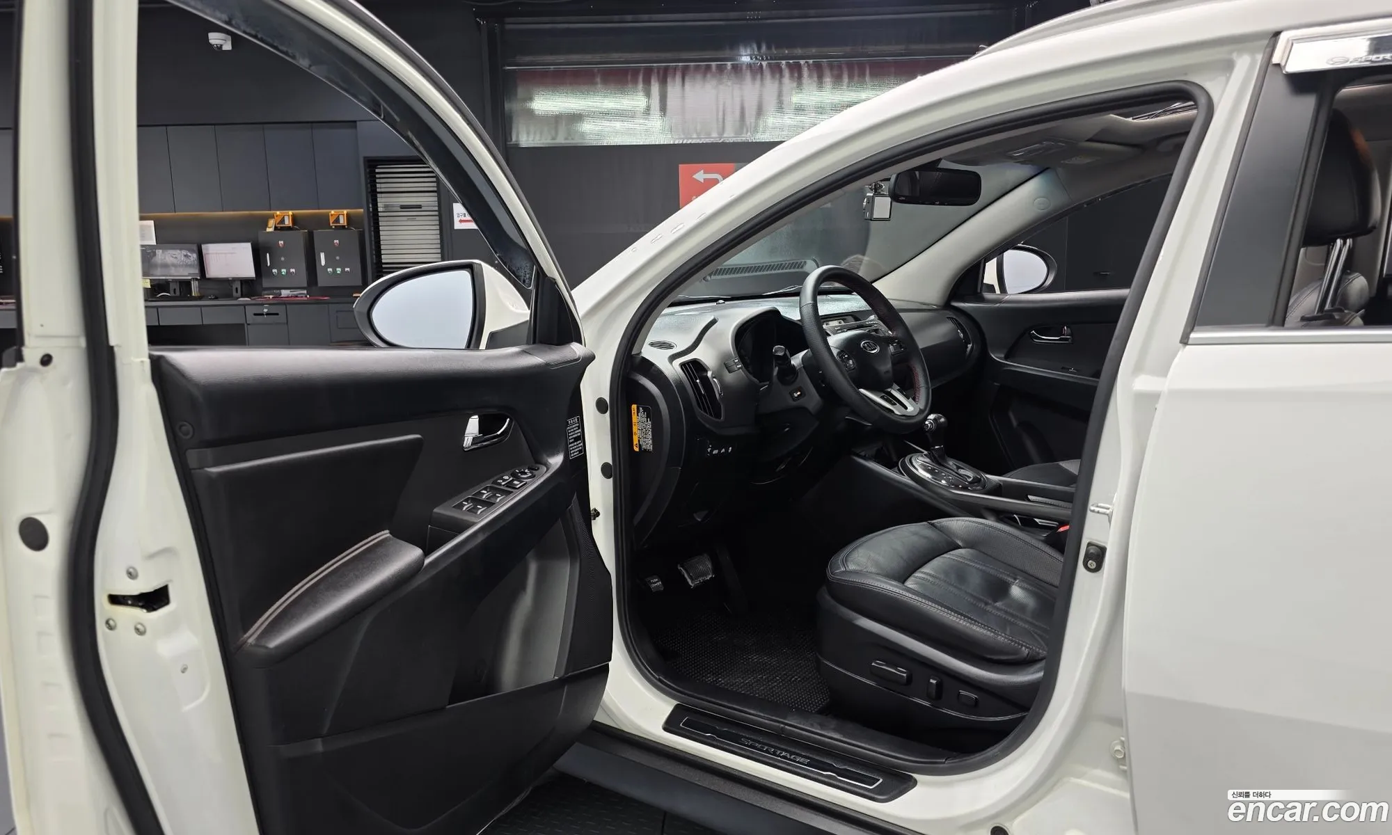 Kia Sportage R 2011 — 13