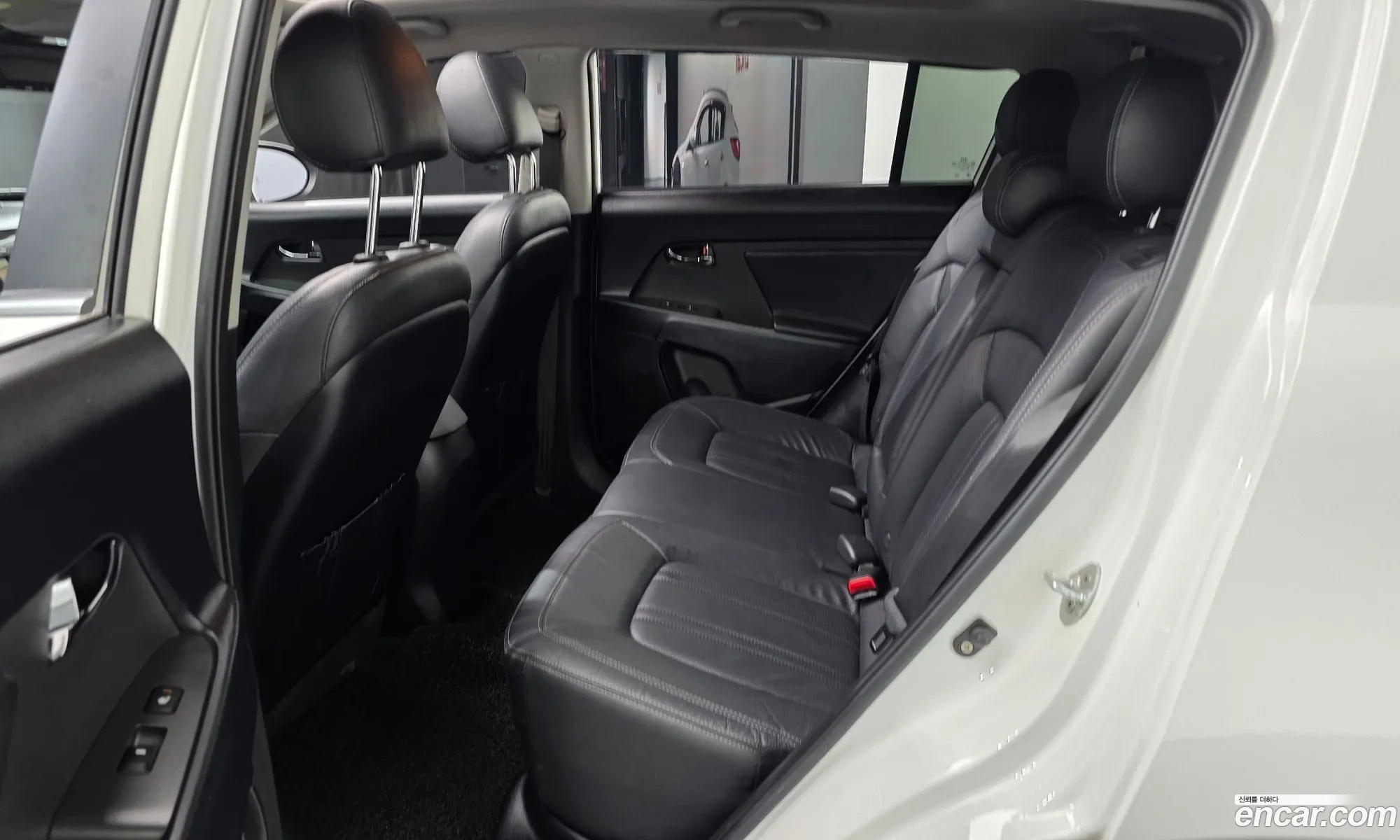 Kia Sportage R 2011 — 25