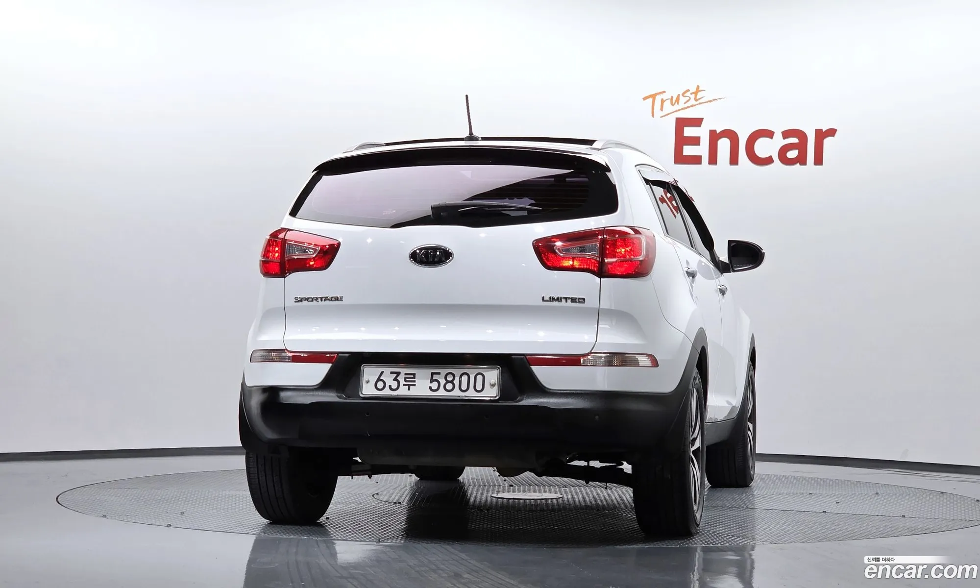Kia Sportage R 2011 — 16