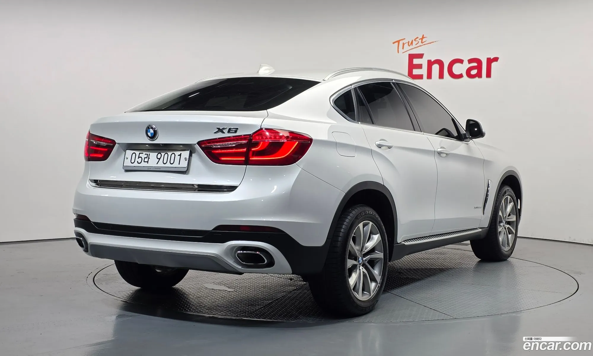 BMW X6 2017 — 16