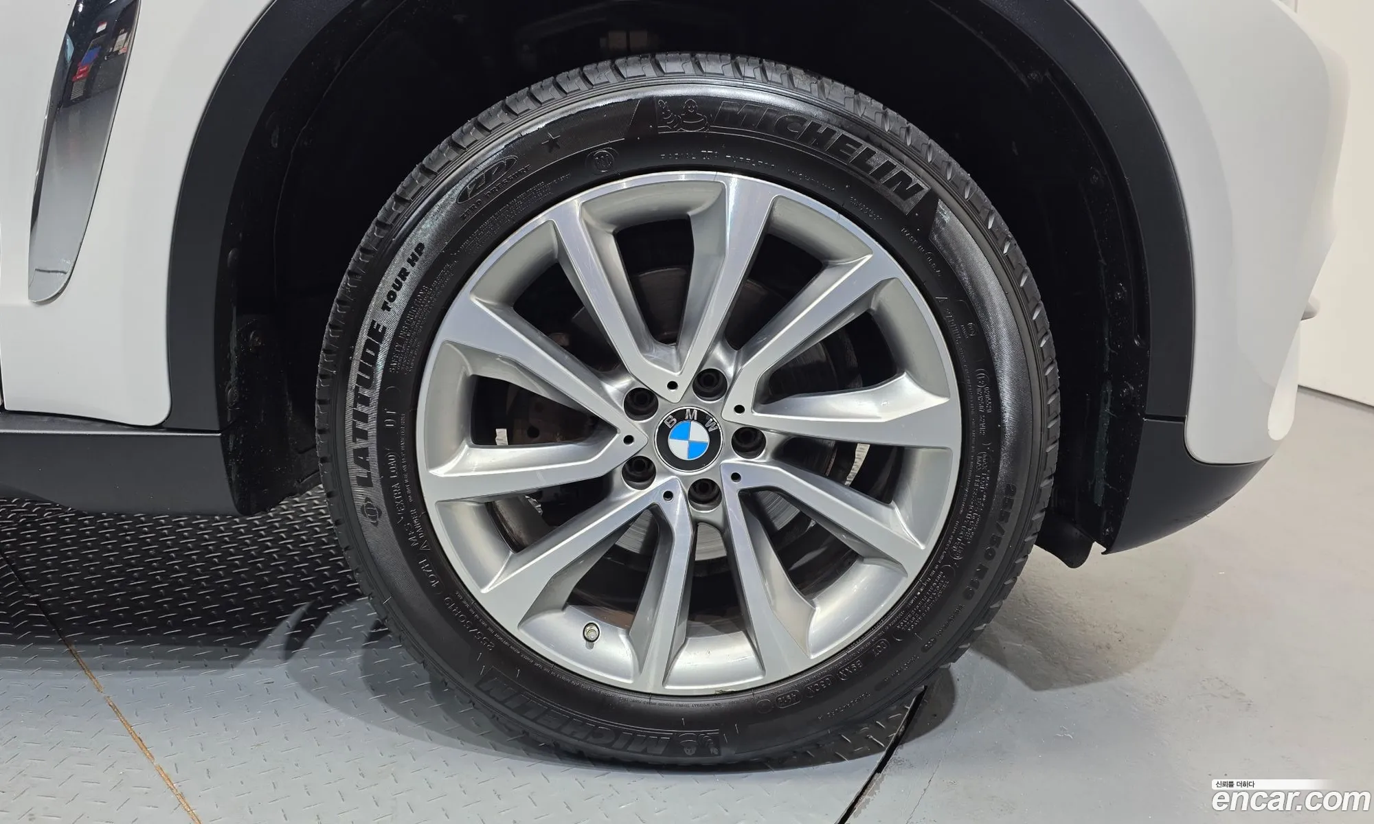 BMW X6 2017 — 19