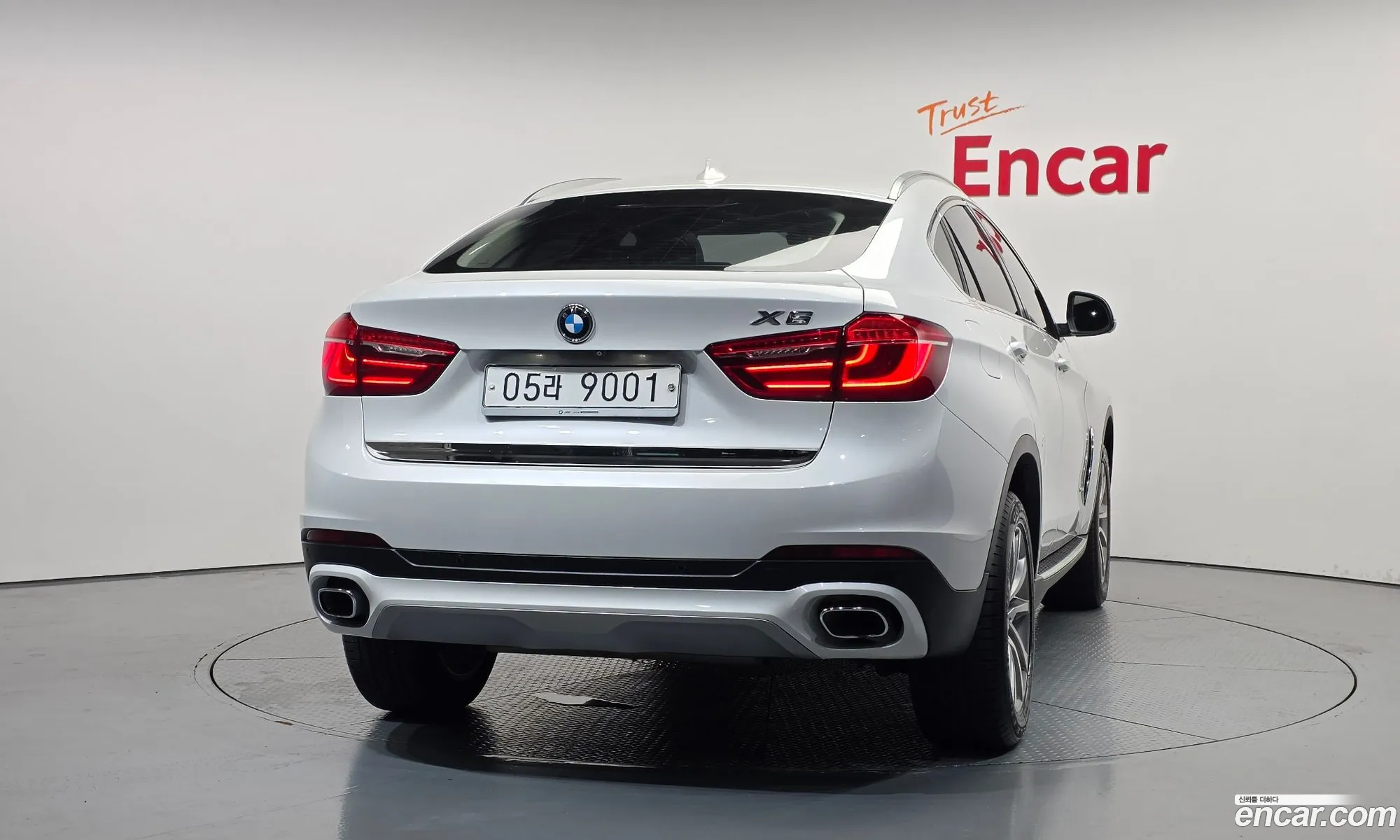 BMW X6 2017 — 11