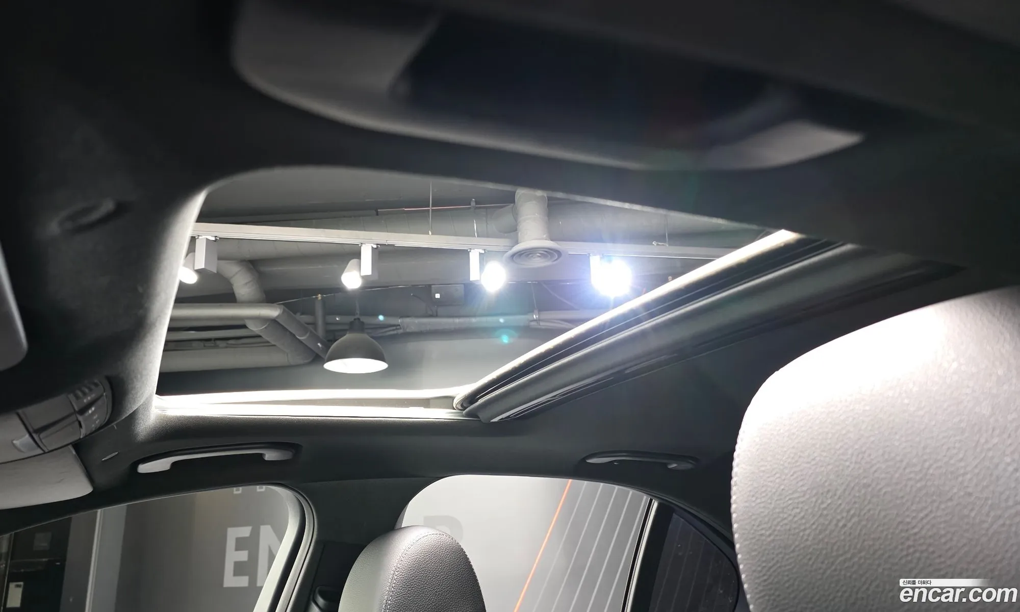 Mercedes-Benz C-Class W205 2019 — 23