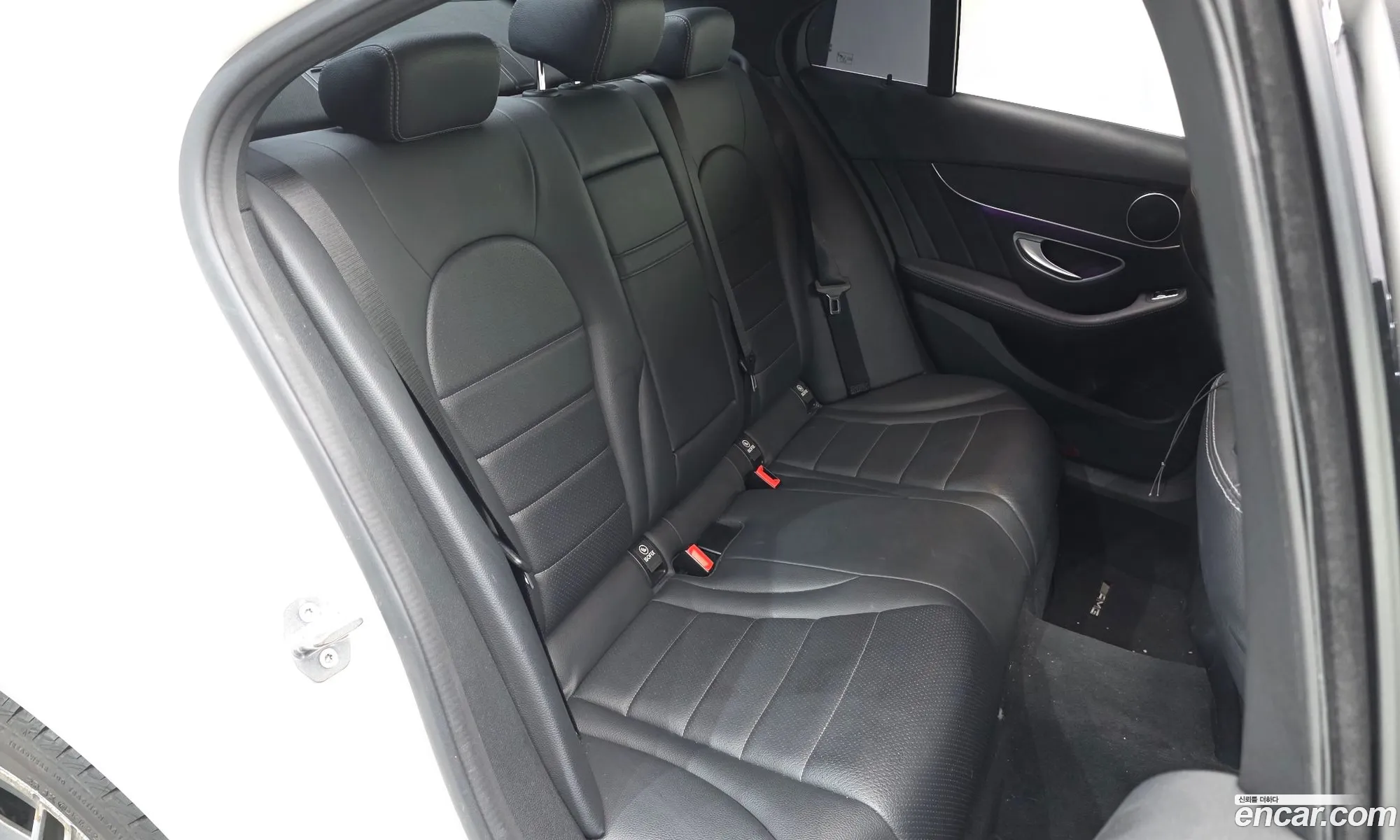Mercedes-Benz C-Class W205 2019 — 24