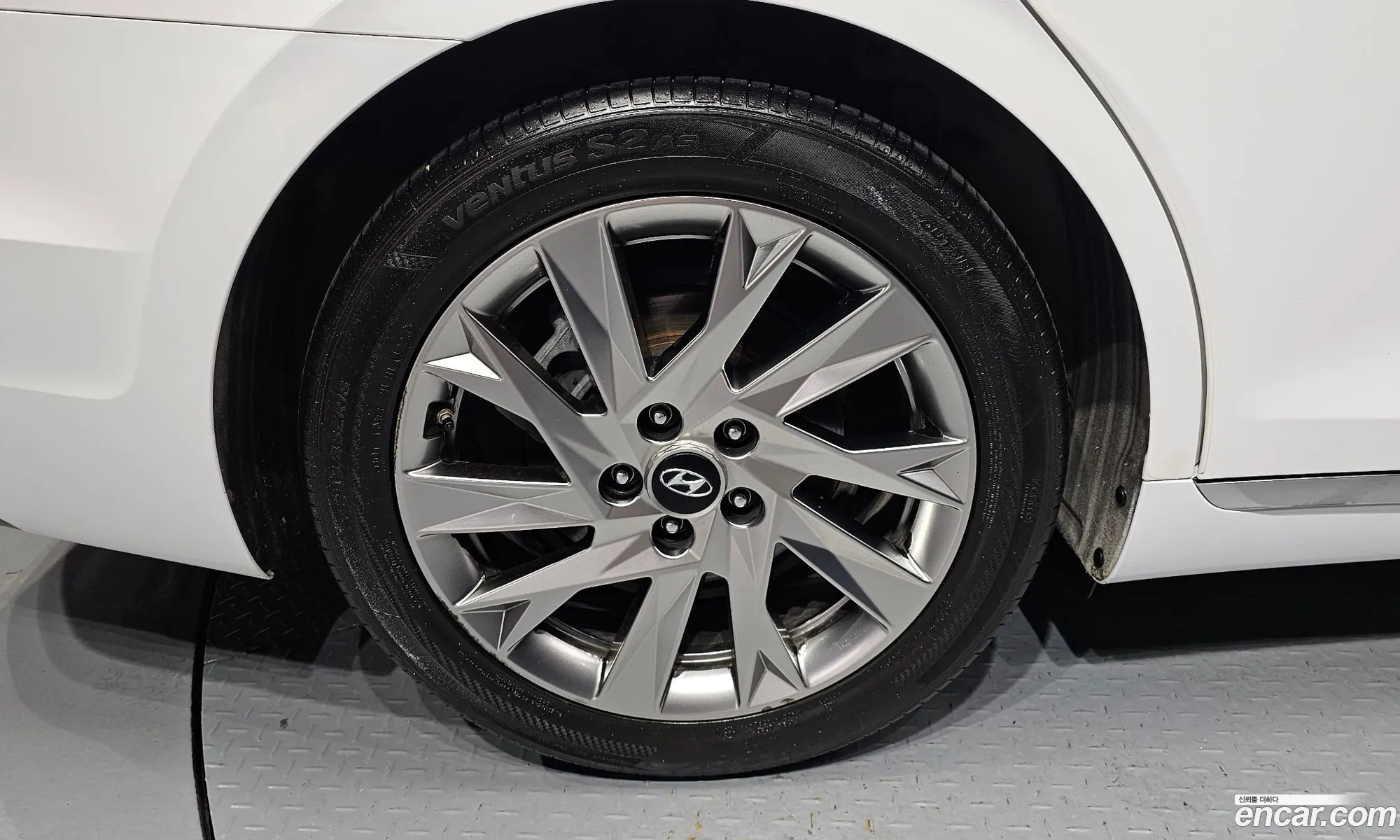 Hyundai Grandeur IG Hybrid 2019 — 7