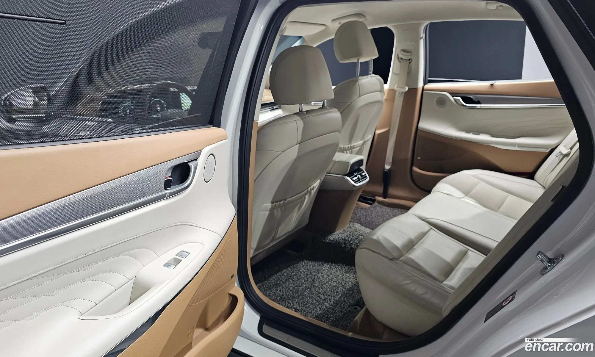 Hyundai Grandeur IG Hybrid 2019 — 22