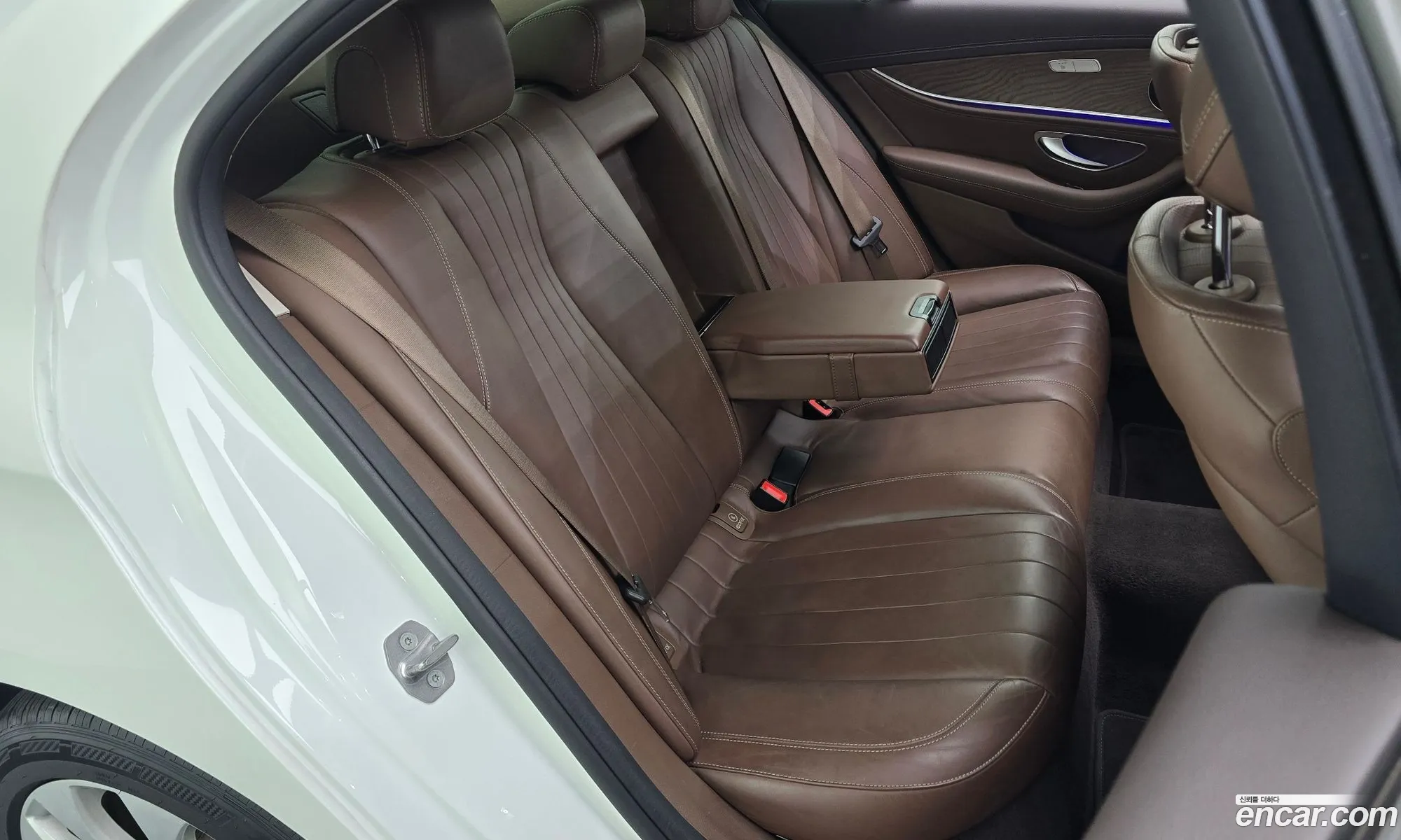 Mercedes-Benz E-Class W213 2017 WDDZF4KB5HA170054 — 6