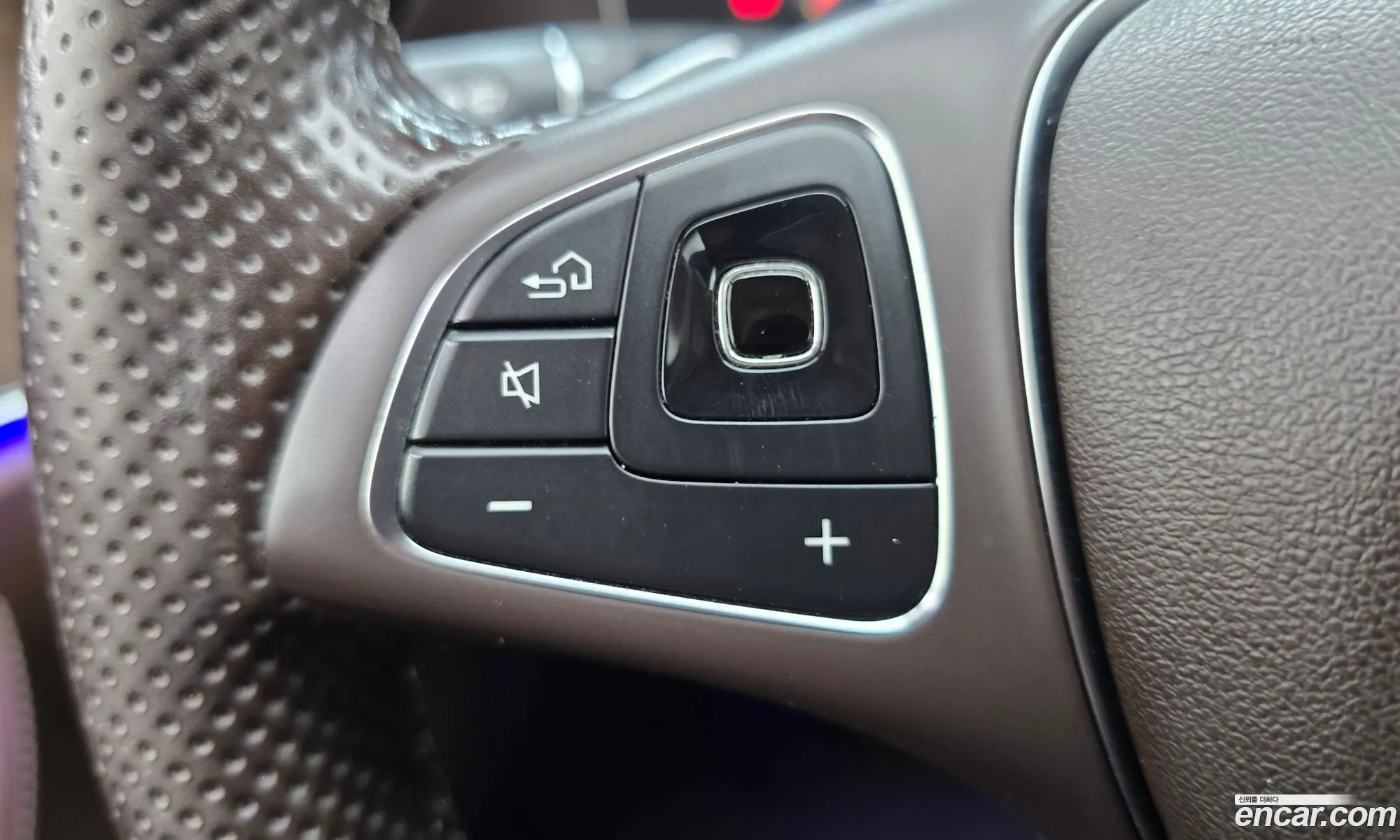 Mercedes-Benz E-Class W213 2017 WDDZF4KB5HA170054 — 5