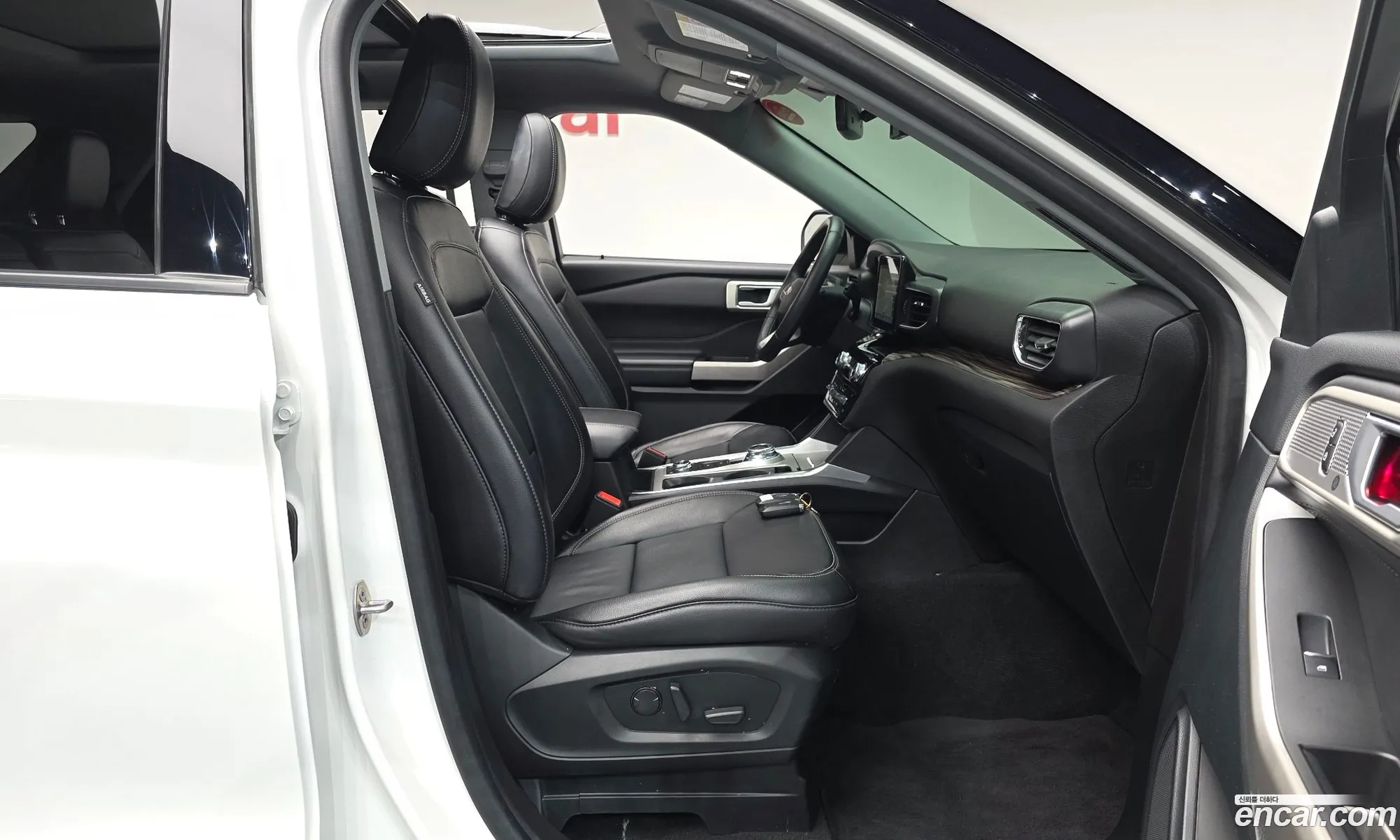 Ford Explorer 6th Gen 2023 1FMSK8FH9PGB54086 — 13
